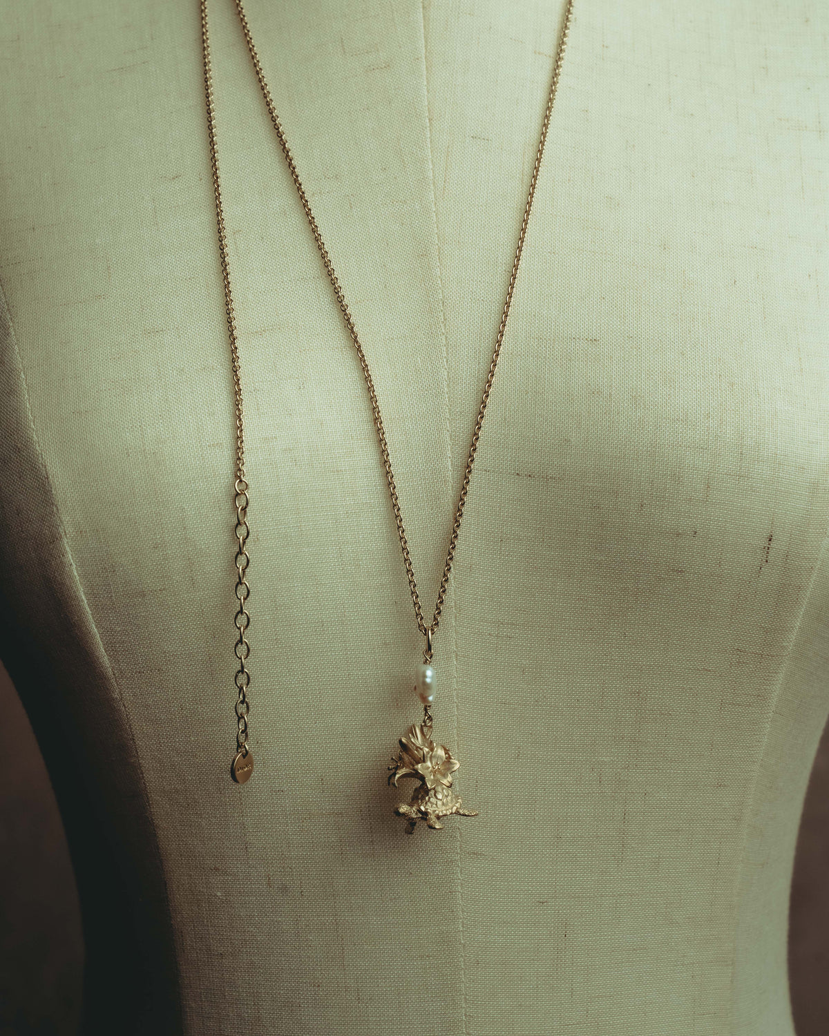 -SPECIAL- “Dior” 22’s-23’s Rêve d’Infini floral turtle long necklace