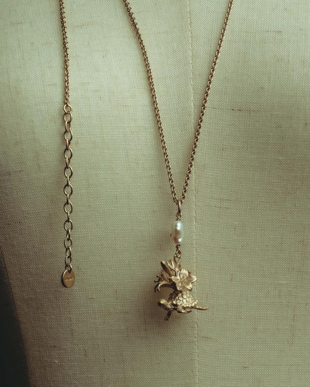 -SPECIAL- “Dior” 22’s-23’s Rêve d’Infini floral turtle long necklace