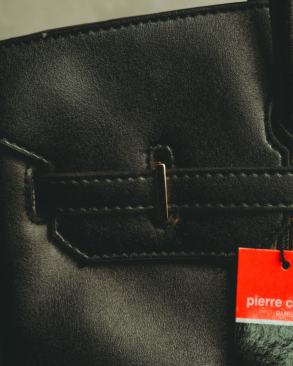 -SPECIAL- “Pierre Cardin” 90’s-00’s Belted flap leather top handle bag