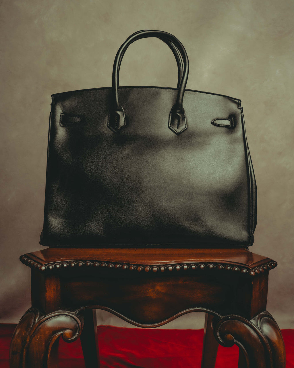 -SPECIAL- “Pierre Cardin” 90’s-00’s Belted flap leather top handle bag