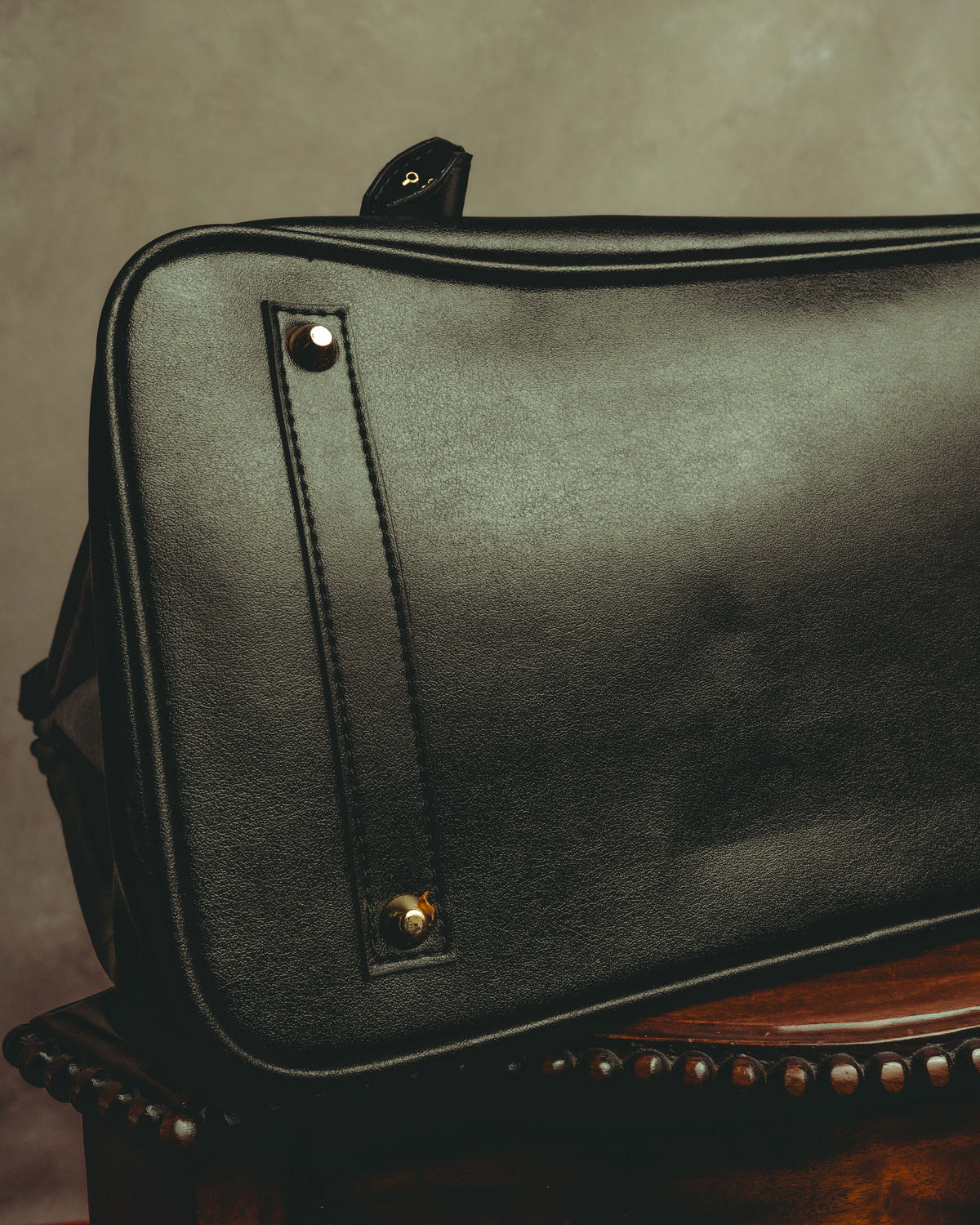 -SPECIAL- “Pierre Cardin” 90’s-00’s Belted flap leather top handle bag