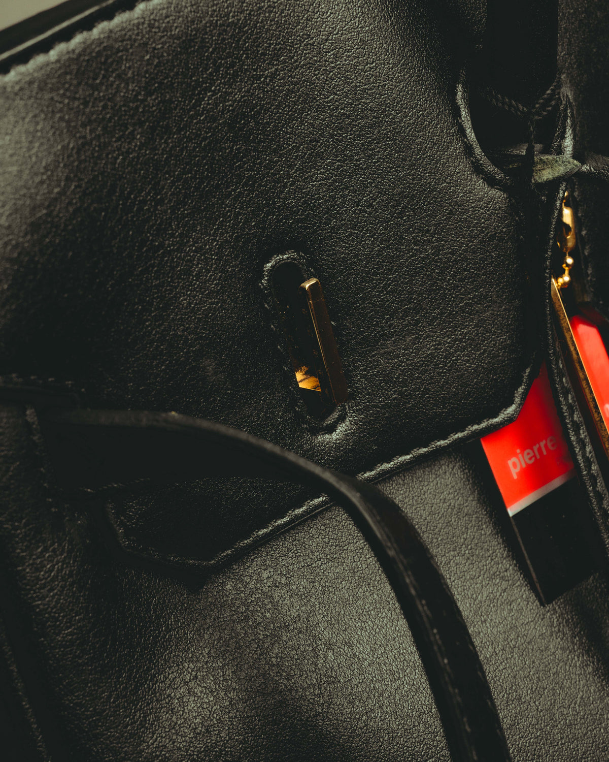 -SPECIAL- “Pierre Cardin” 90’s-00’s Belted flap leather top handle bag