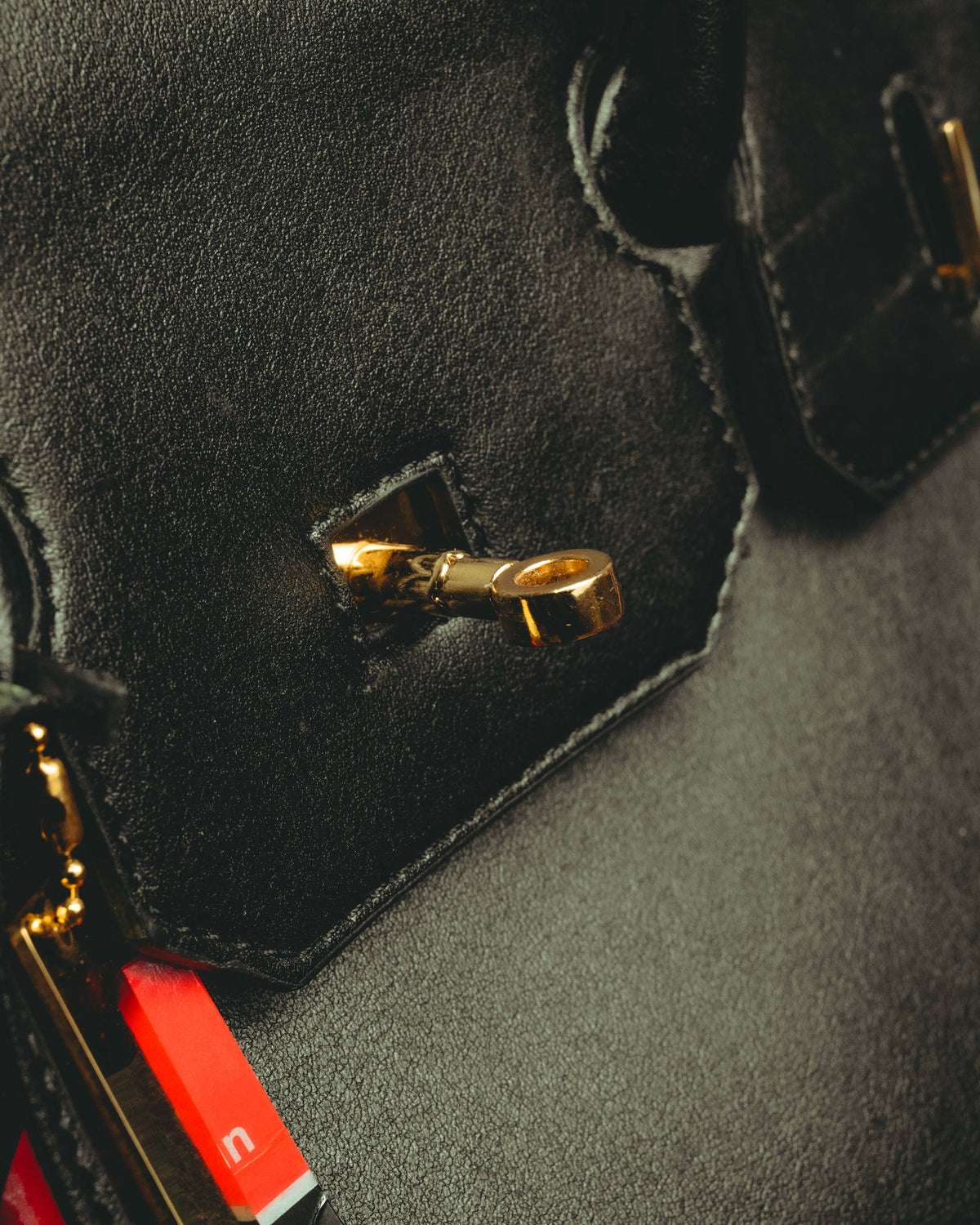 -SPECIAL- “Pierre Cardin” 90’s-00’s Belted flap leather top handle bag