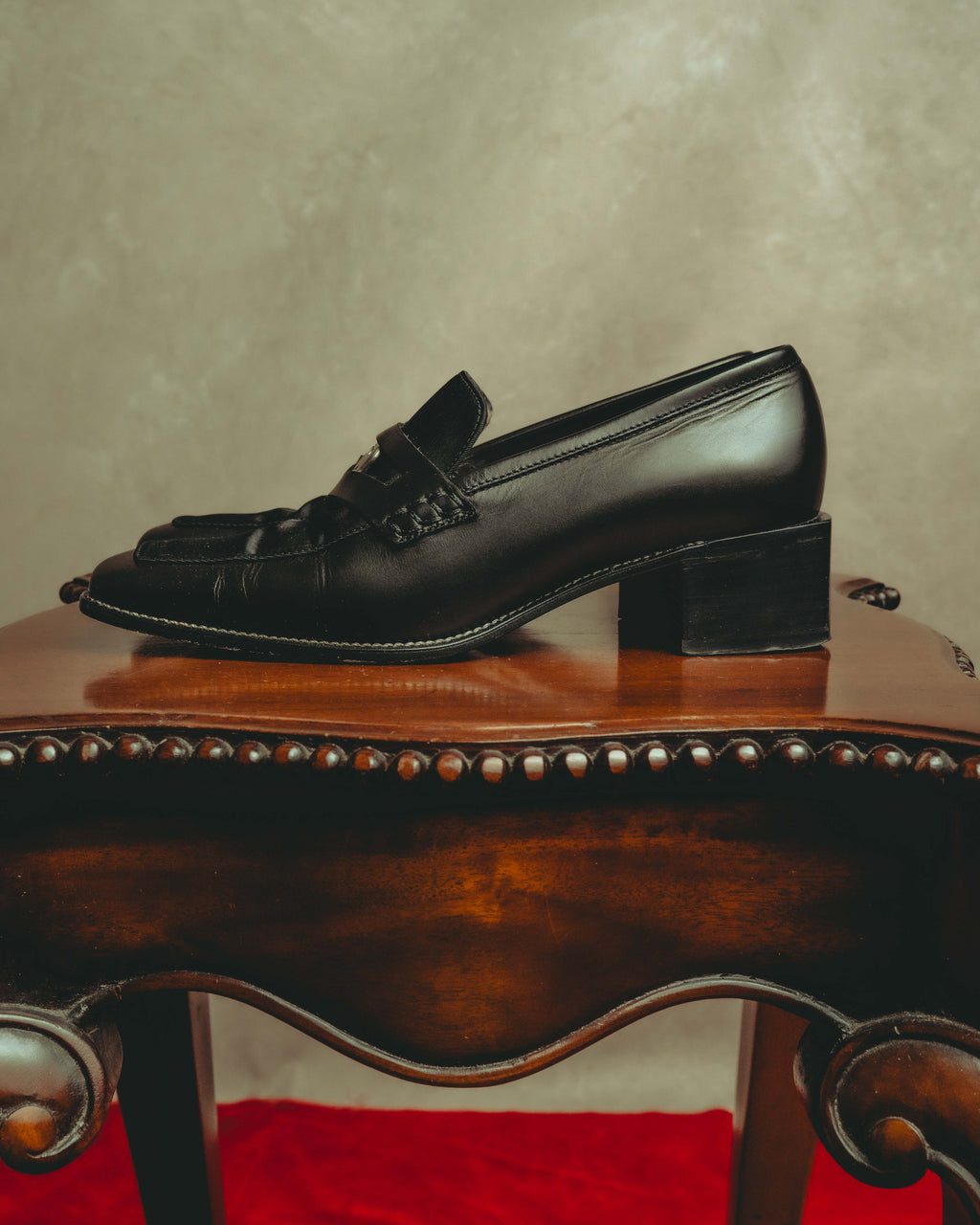 -SPECIAL- “CHANEL” 90’s-00’s Square toe CC logo leather heeled loafers