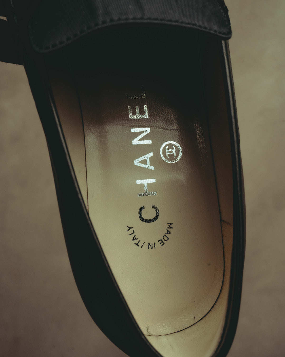 -SPECIAL- “CHANEL” 90’s-00’s Square toe CC logo leather heeled loafers