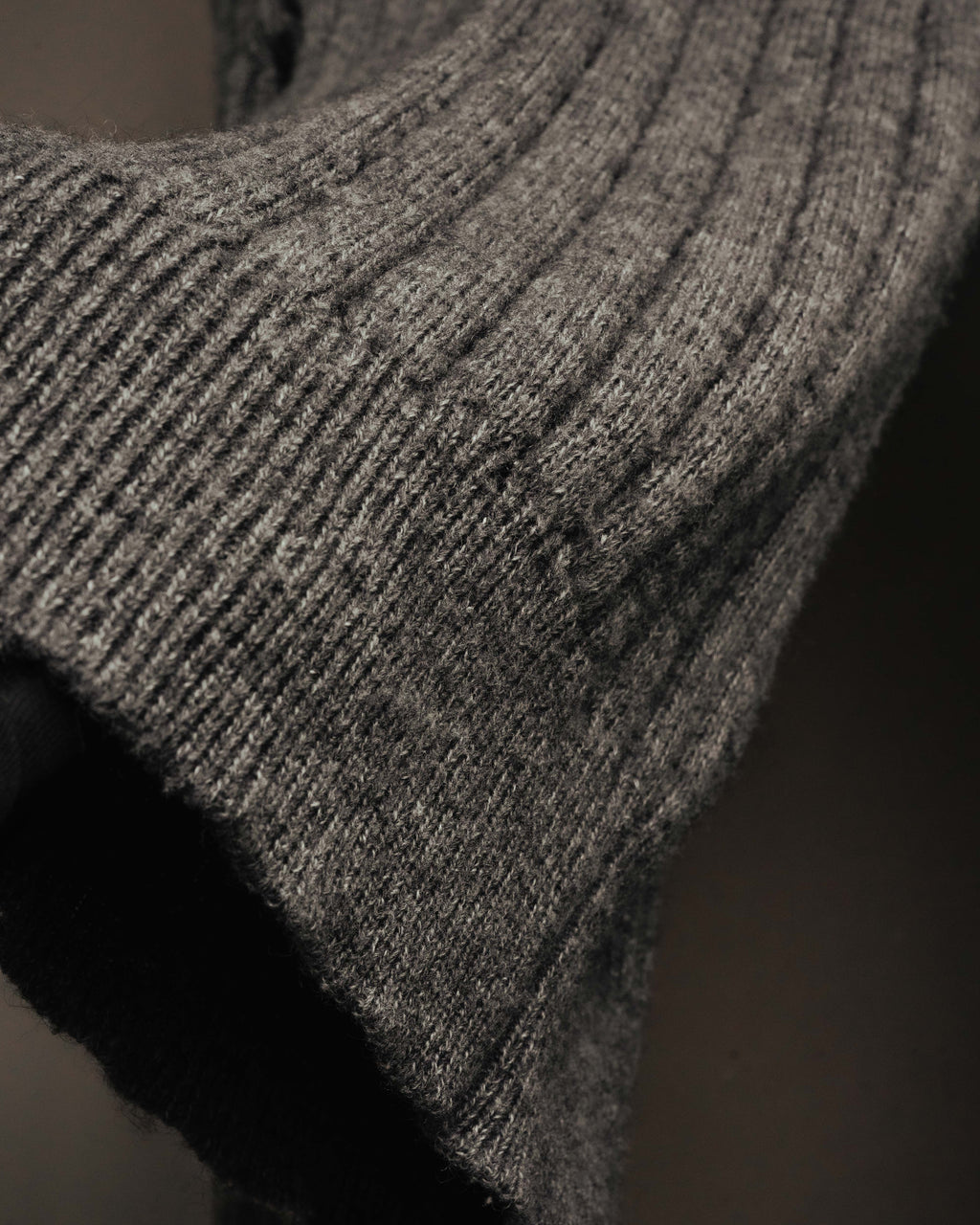 "DOLCE & GABBANA" 00's-10's Textured ribbed v-neck sweater
