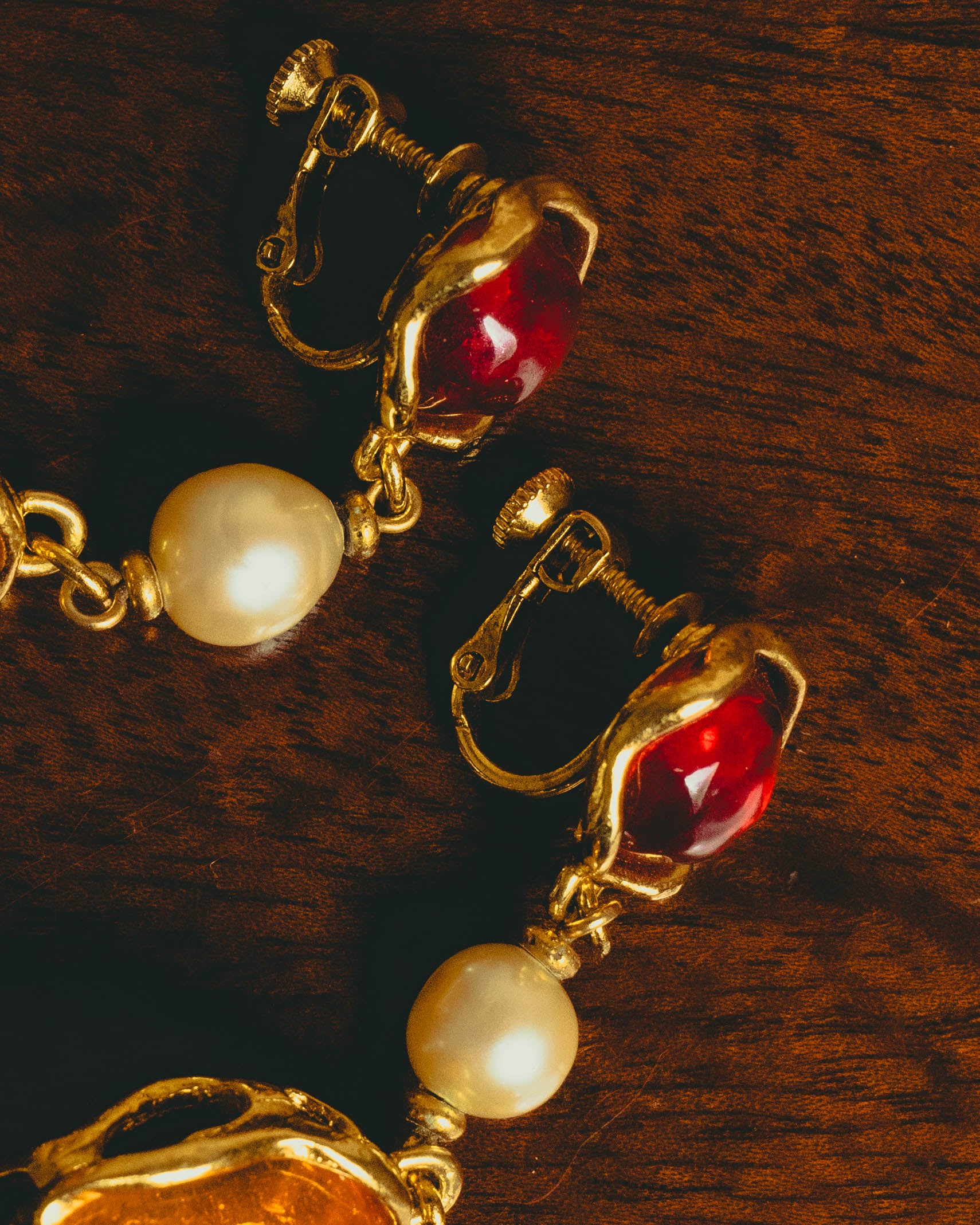 -SPECIAL- "Yves Saint Laurent" 80's-90's Vintage architectural poured glass and pearl drop earrings