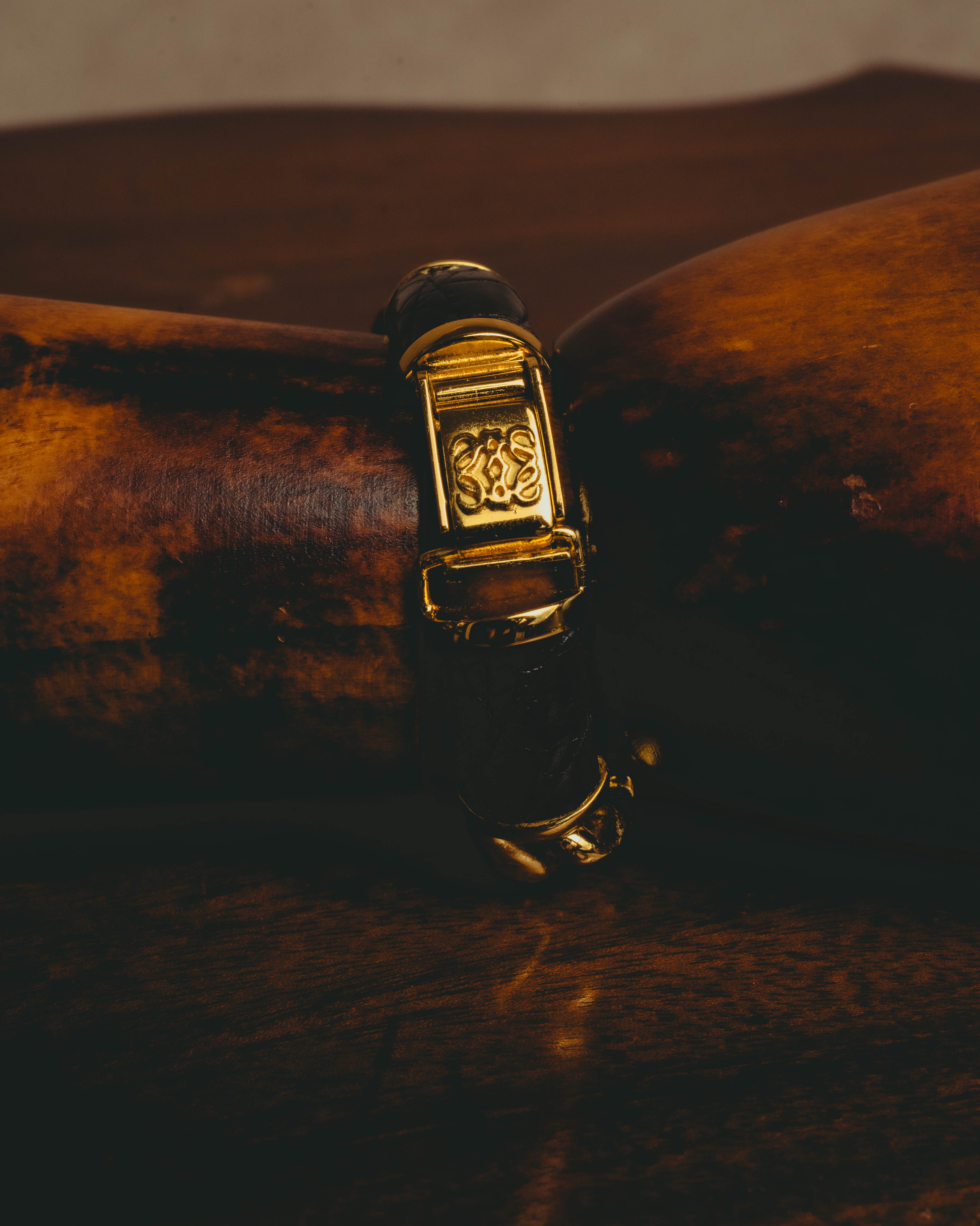 -SPECIAL- “LOEWE” 80’s-90’s rectangular anagram bangle bracelet watch