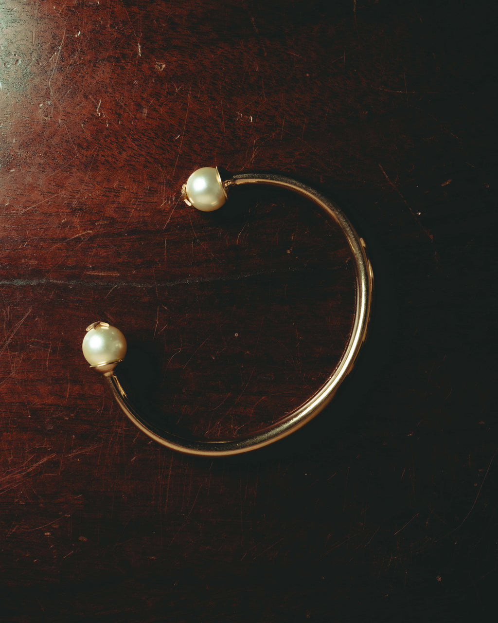 "Dior" 2020's Star pearl open cuff bangle