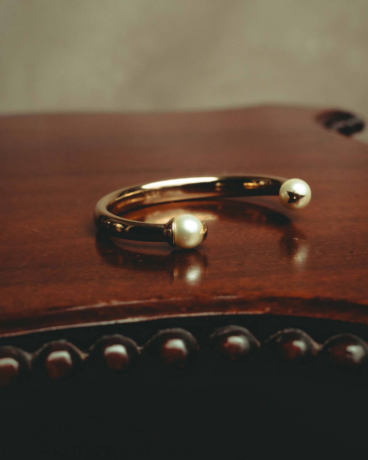 "Dior" 2020's Star pearl open cuff bangle
