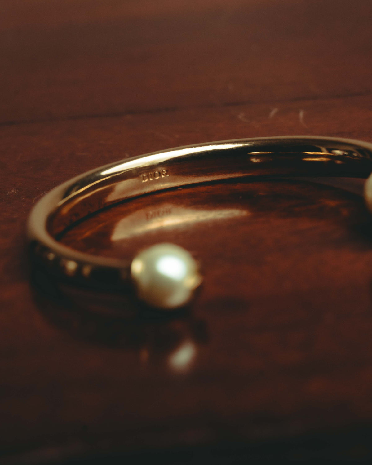"Dior" 2020's Star pearl open cuff bangle