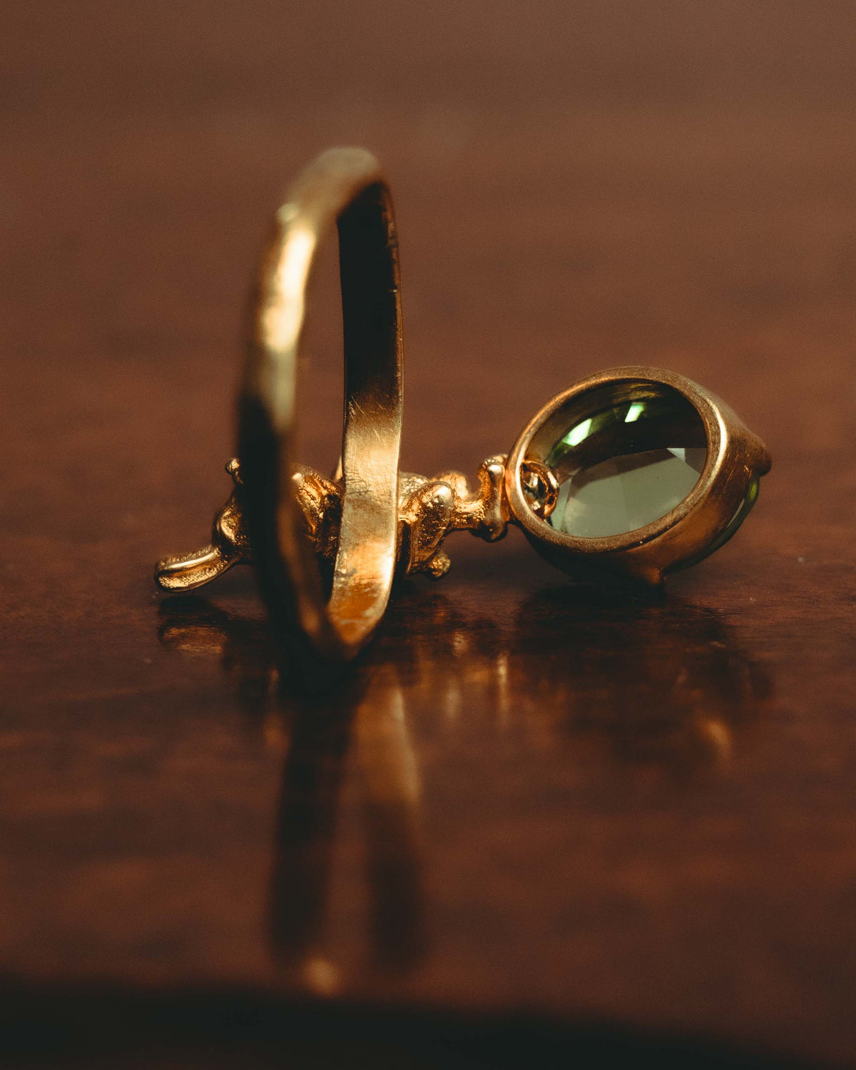 "Dior" 2021-22's Sculptural rabbit cocktail ring