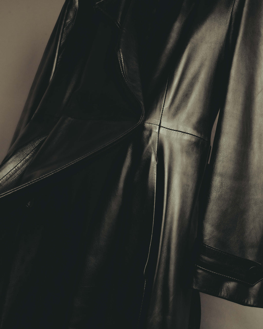 -SPECIAL- "BOTTEGA VENETA" 80's-00's Belted leather coat