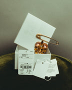 “Maison Margiela” 2020’s gold-tone crystal floral safety-pin brooch
