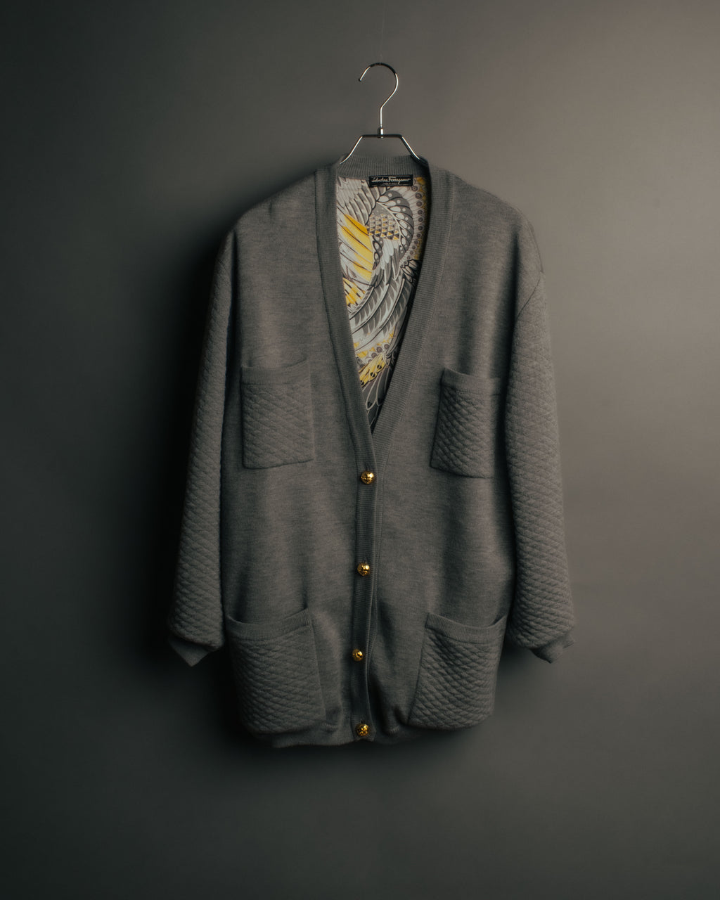 “Salvatore Ferragamo” 90’s-00’s Reversible silk panel wool cardigan
