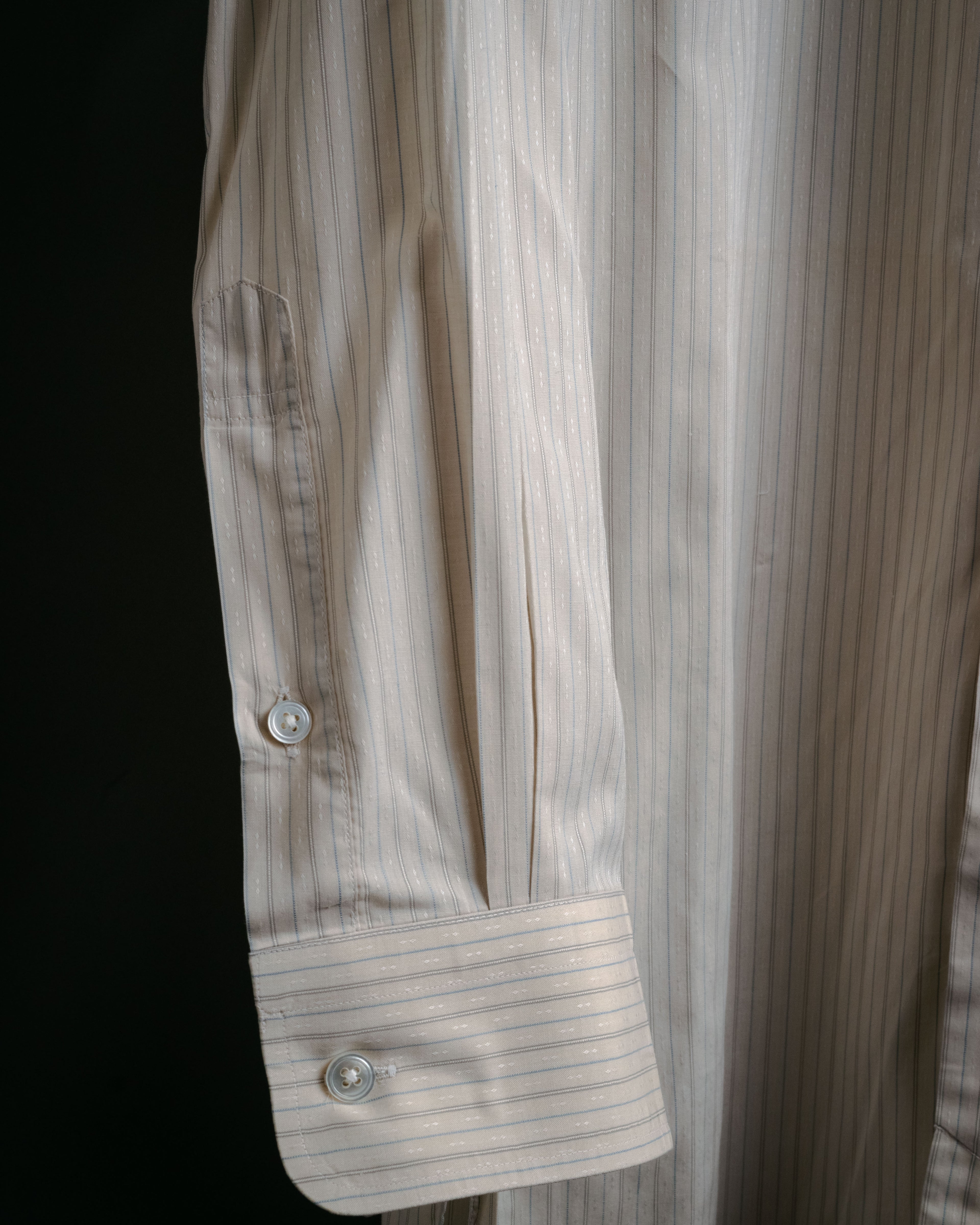 “Christian Dior” 90’s Dobby striped dress shirt