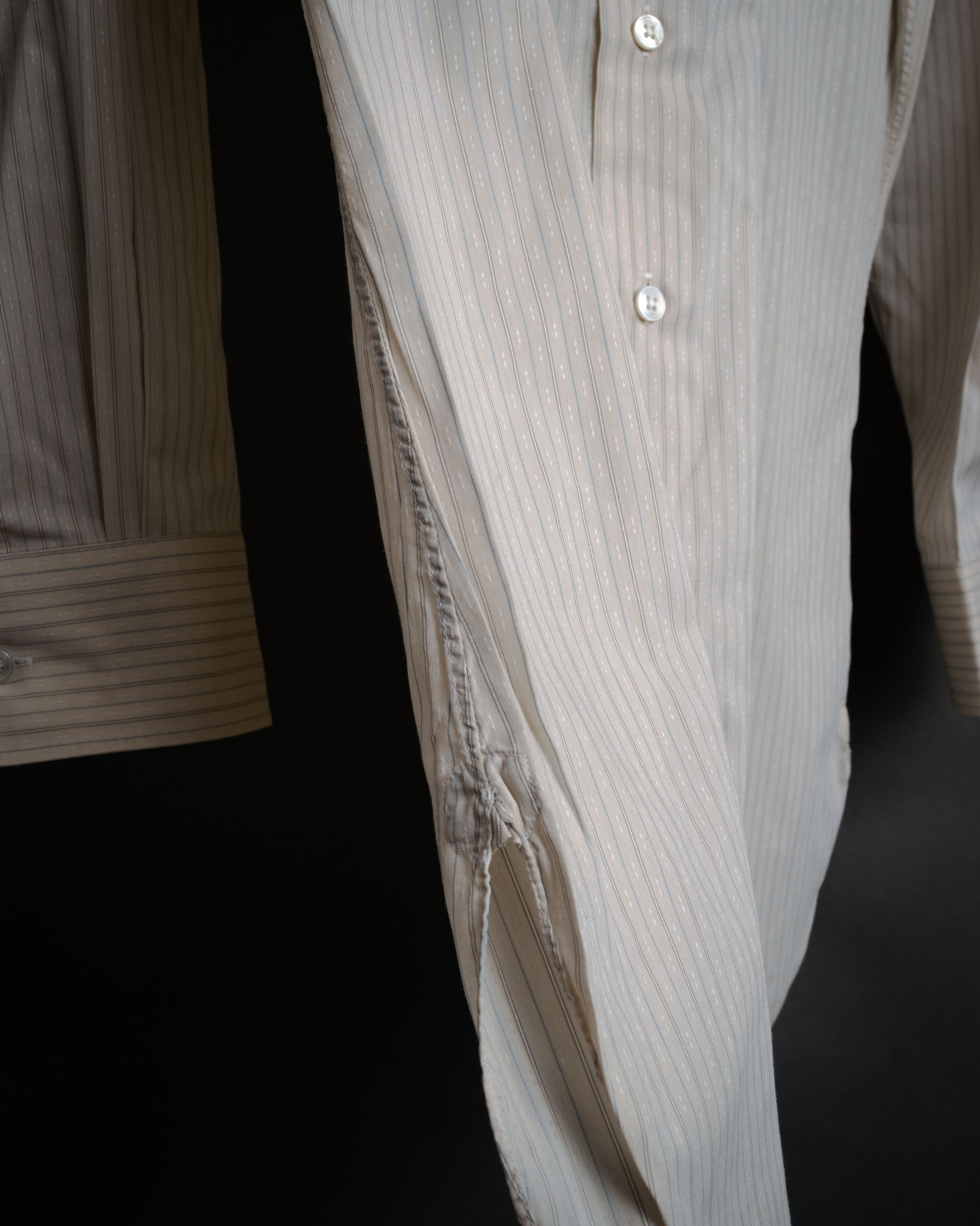 “Christian Dior” 90’s Dobby striped dress shirt