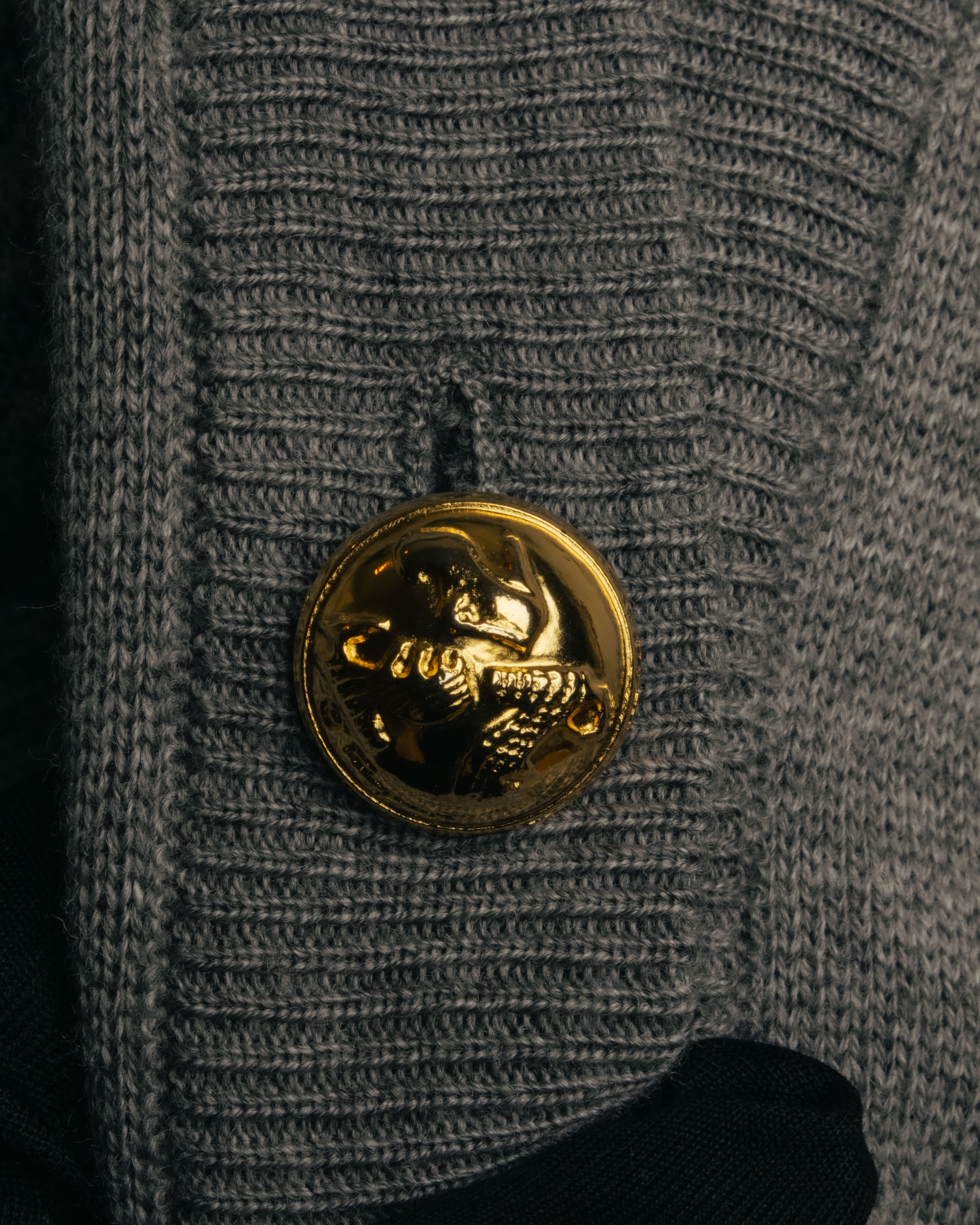 “Salvatore Ferragamo” 90’s-00’s Reversible silk panel wool cardigan