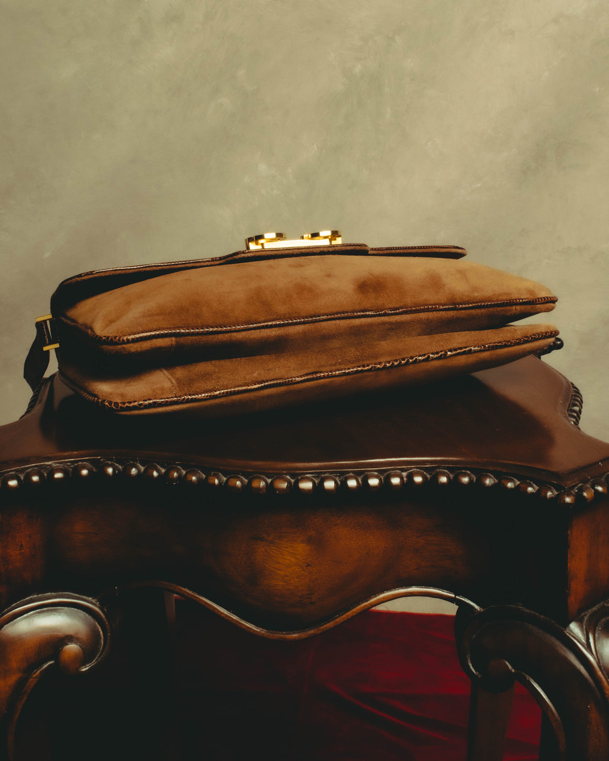 –SPECIAL– "GUCCI" 70's Classic horsebit shoulder bag