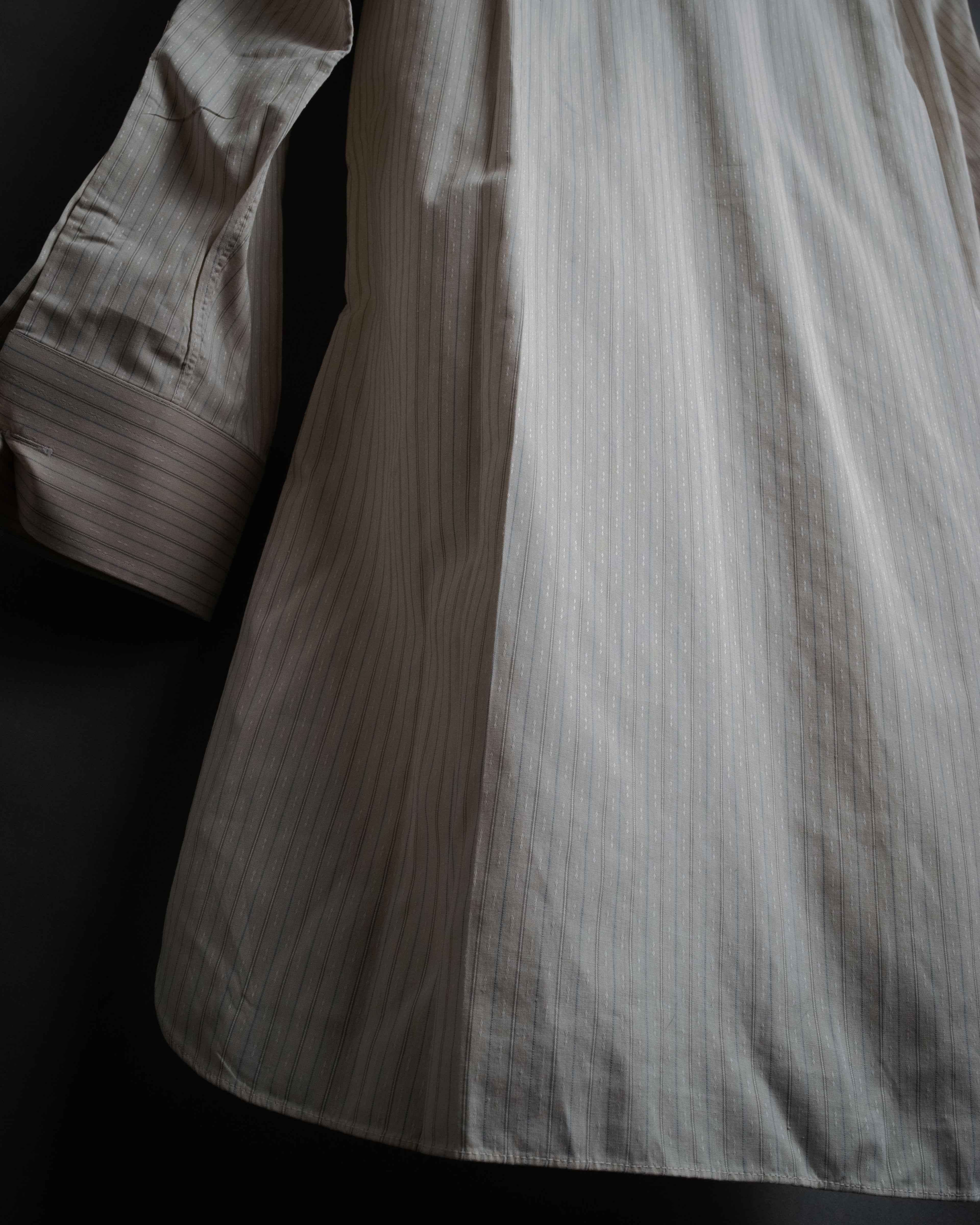 “Christian Dior” 90’s Dobby striped dress shirt