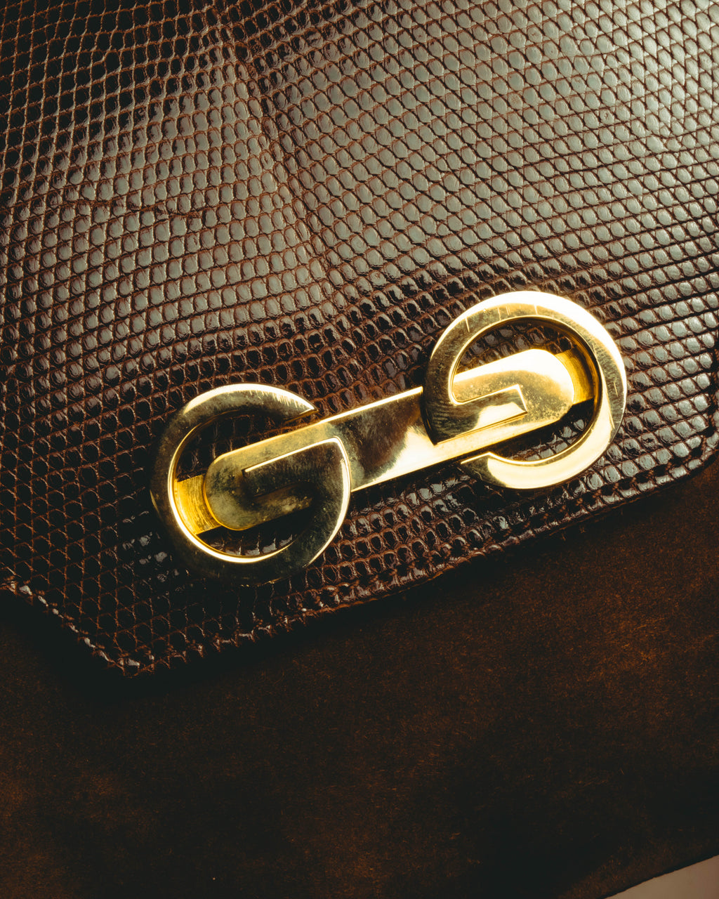 –SPECIAL– "GUCCI" 70's Classic horsebit shoulder bag