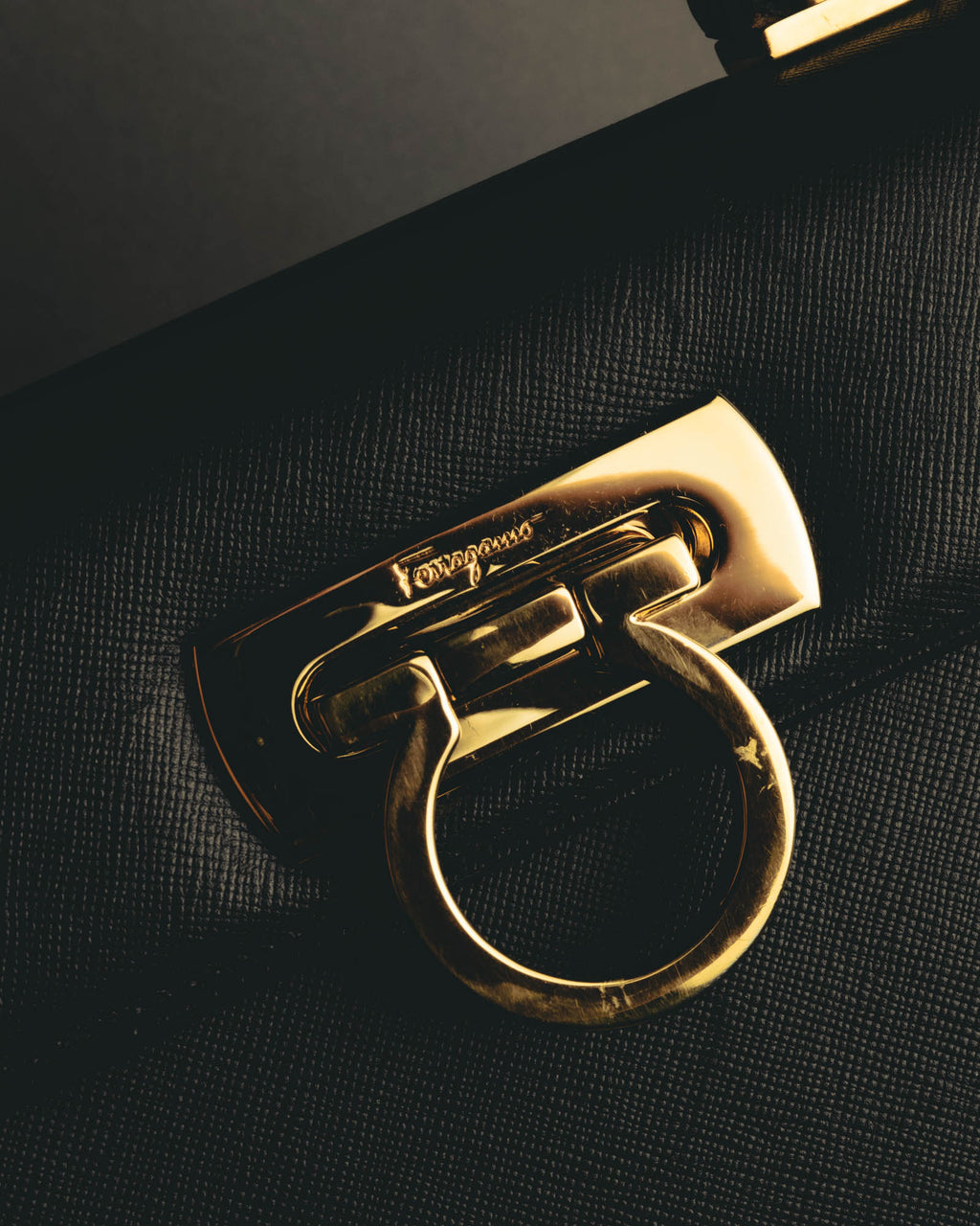 "Salvatore Ferragamo" 00's-10's Embossed leather top-handle bag