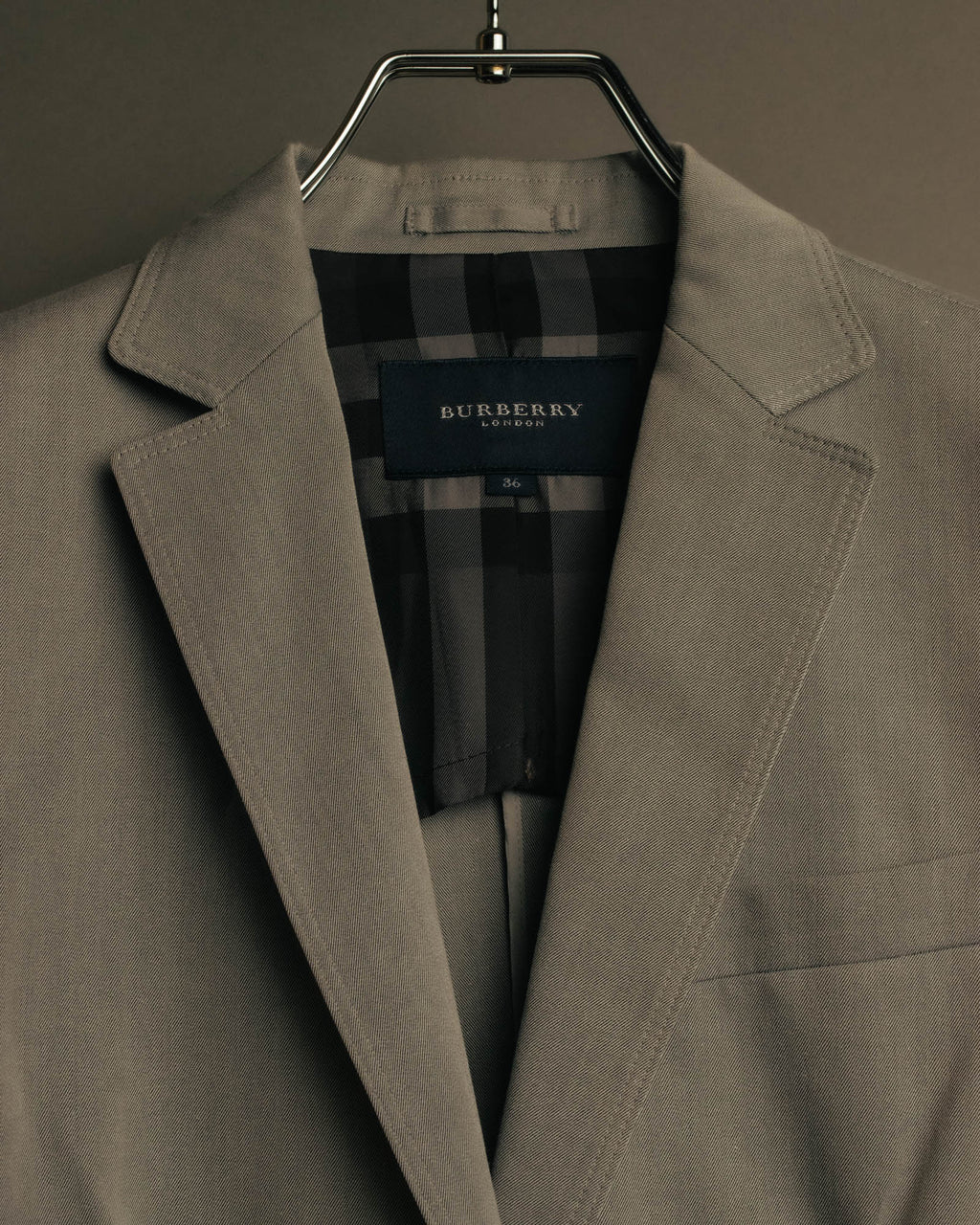 “BURBERRY LONDON” 2000’s Tailored light grey pants suit