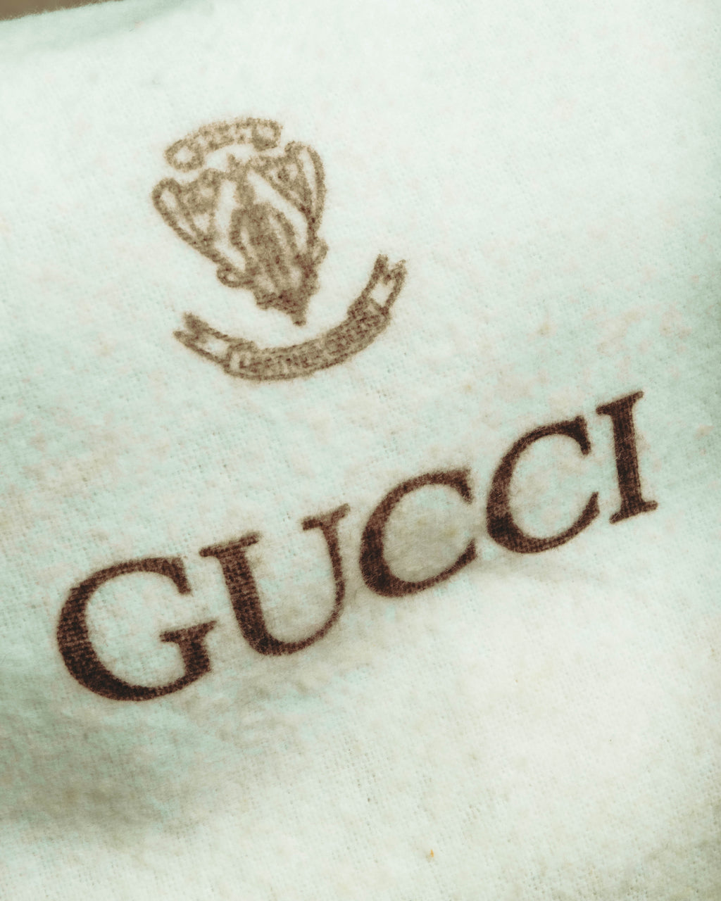 –SPECIAL– "GUCCI" 70's Classic horsebit shoulder bag