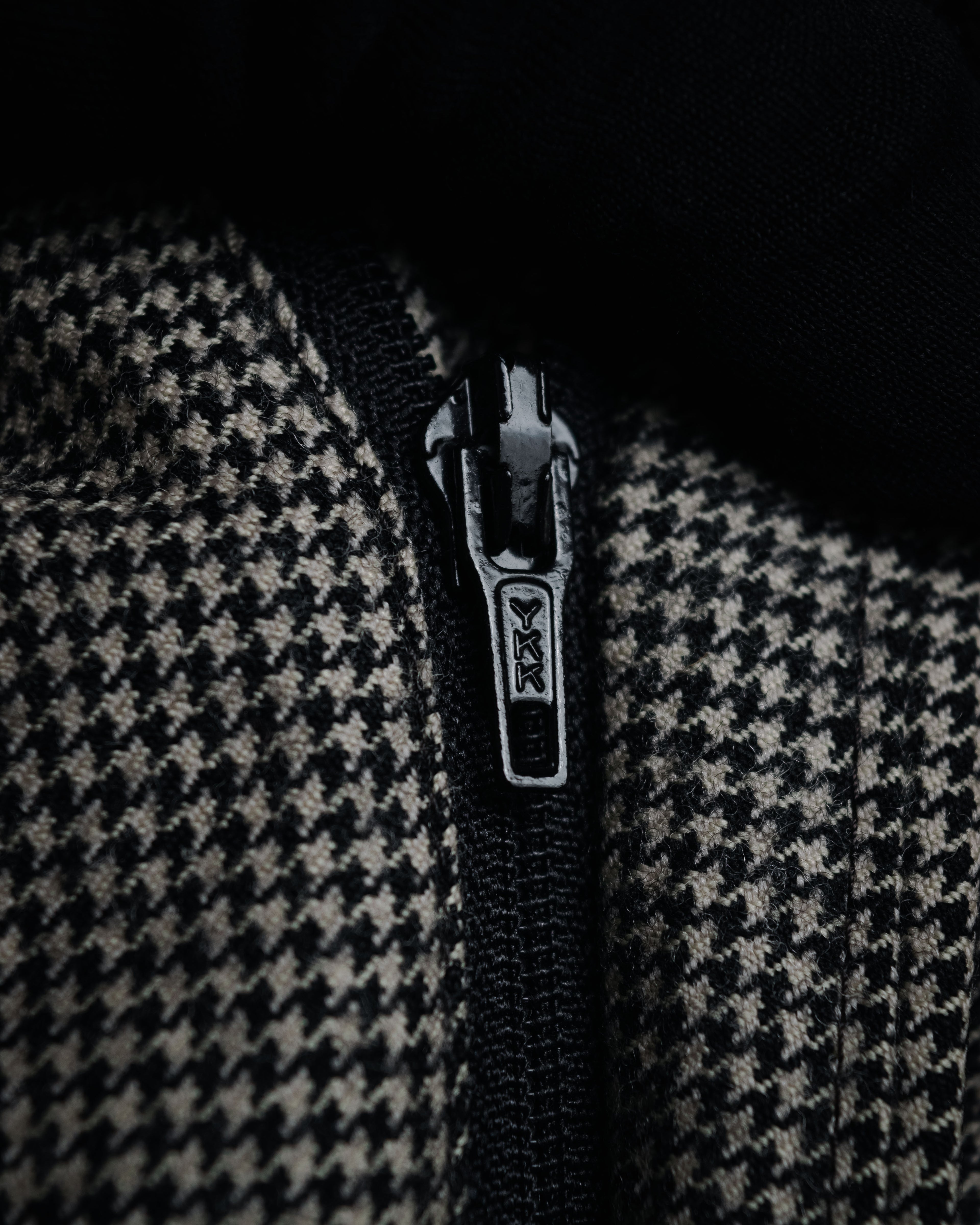 “Polo by Ralph Lauren” 90’s Houndstooth two tuck wool trousers