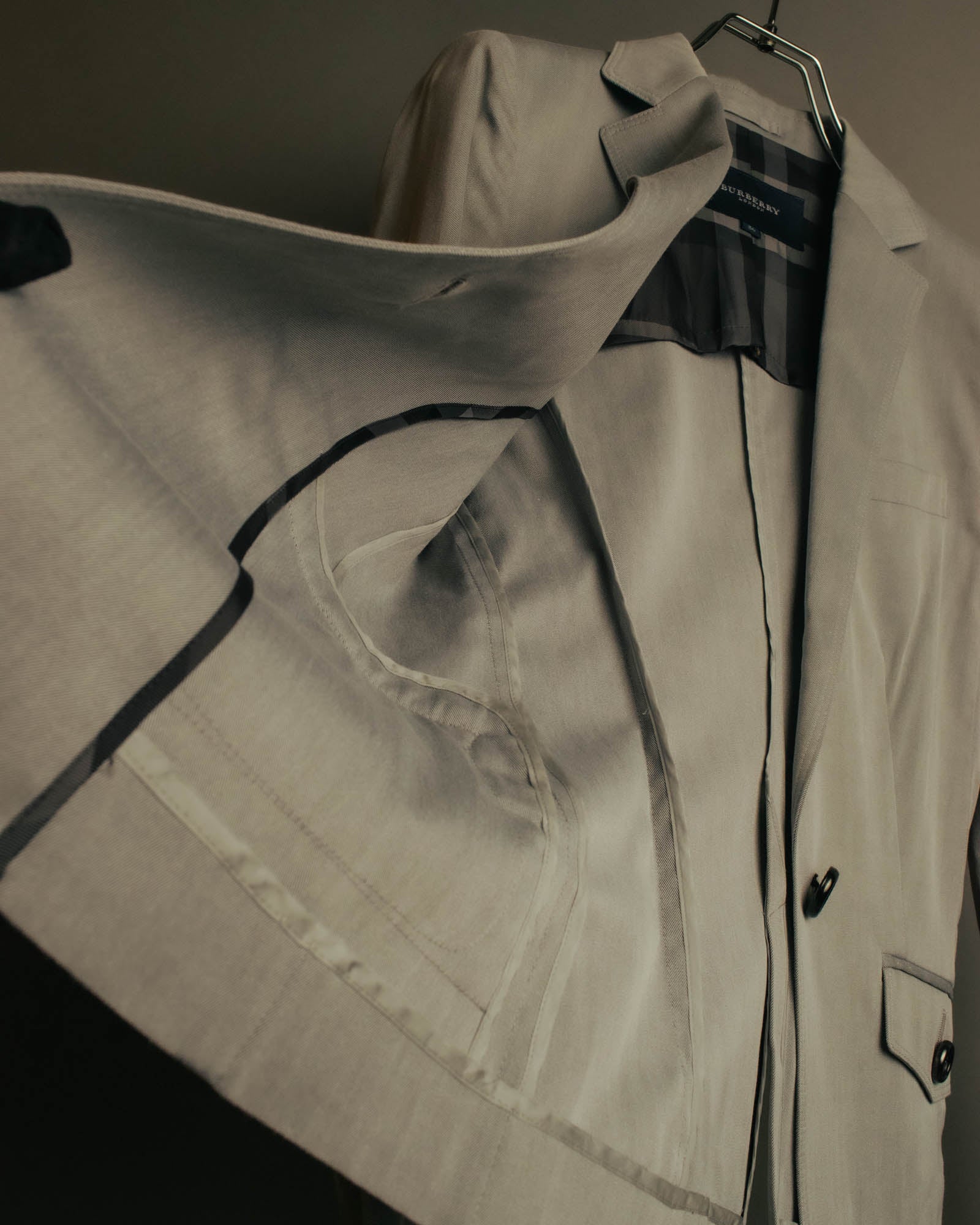 “BURBERRY LONDON” 2000’s Tailored light grey pants suit