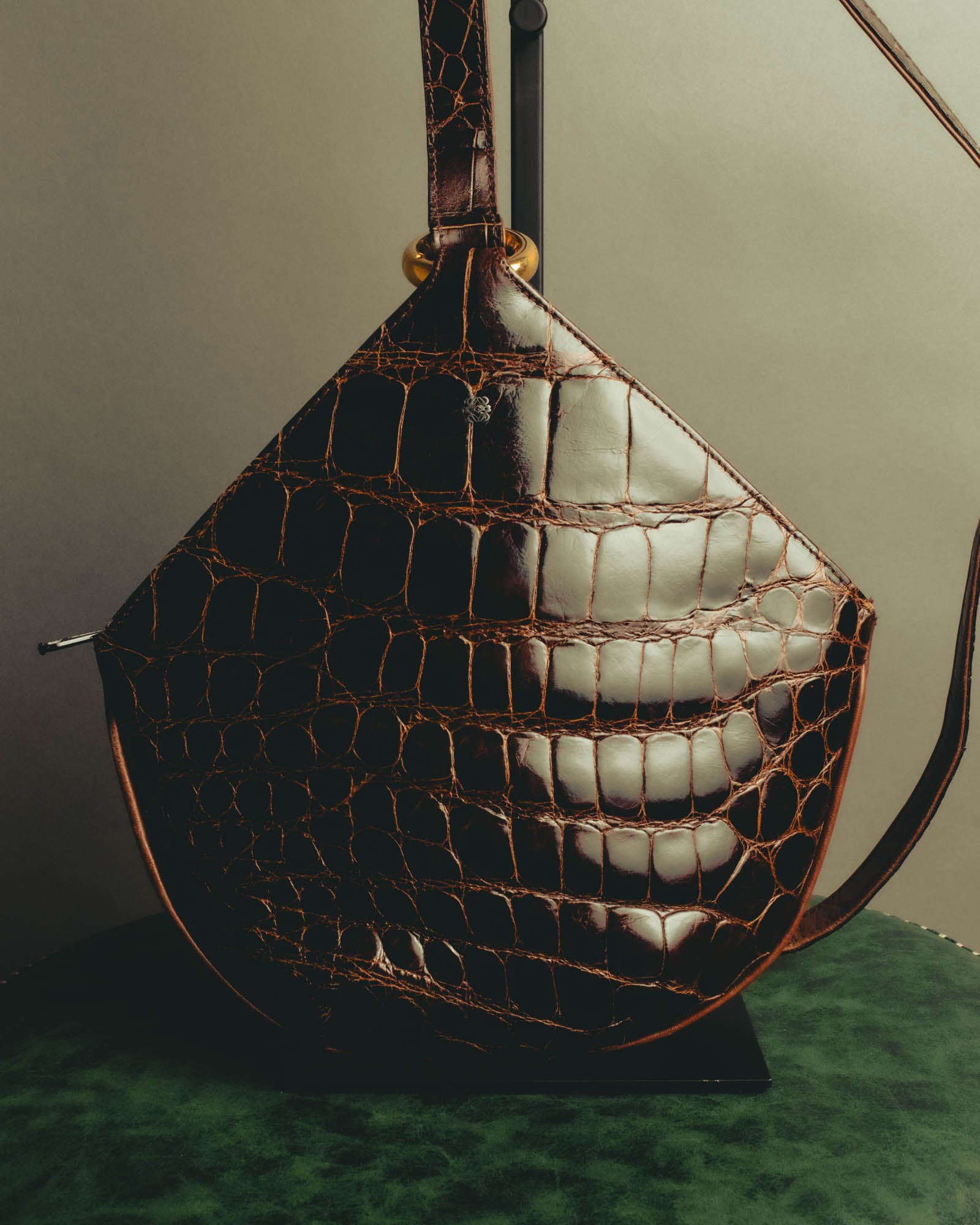 "LOEWE" 80's-90's Sculptural crocodile effect shoulder bag