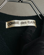“COMME des GARCONS” 90’s asymmetrical button wool knit cardigan