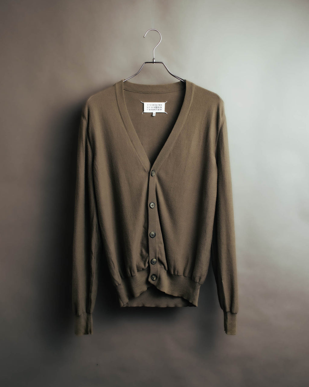 "Maison Martin Margiela" 13SS  Elbow patch v neck knit cardigan