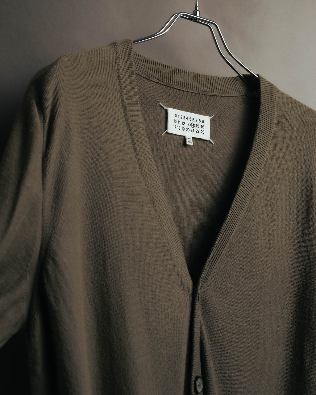 "Maison Martin Margiela" 13SS  Elbow patch v neck knit cardigan
