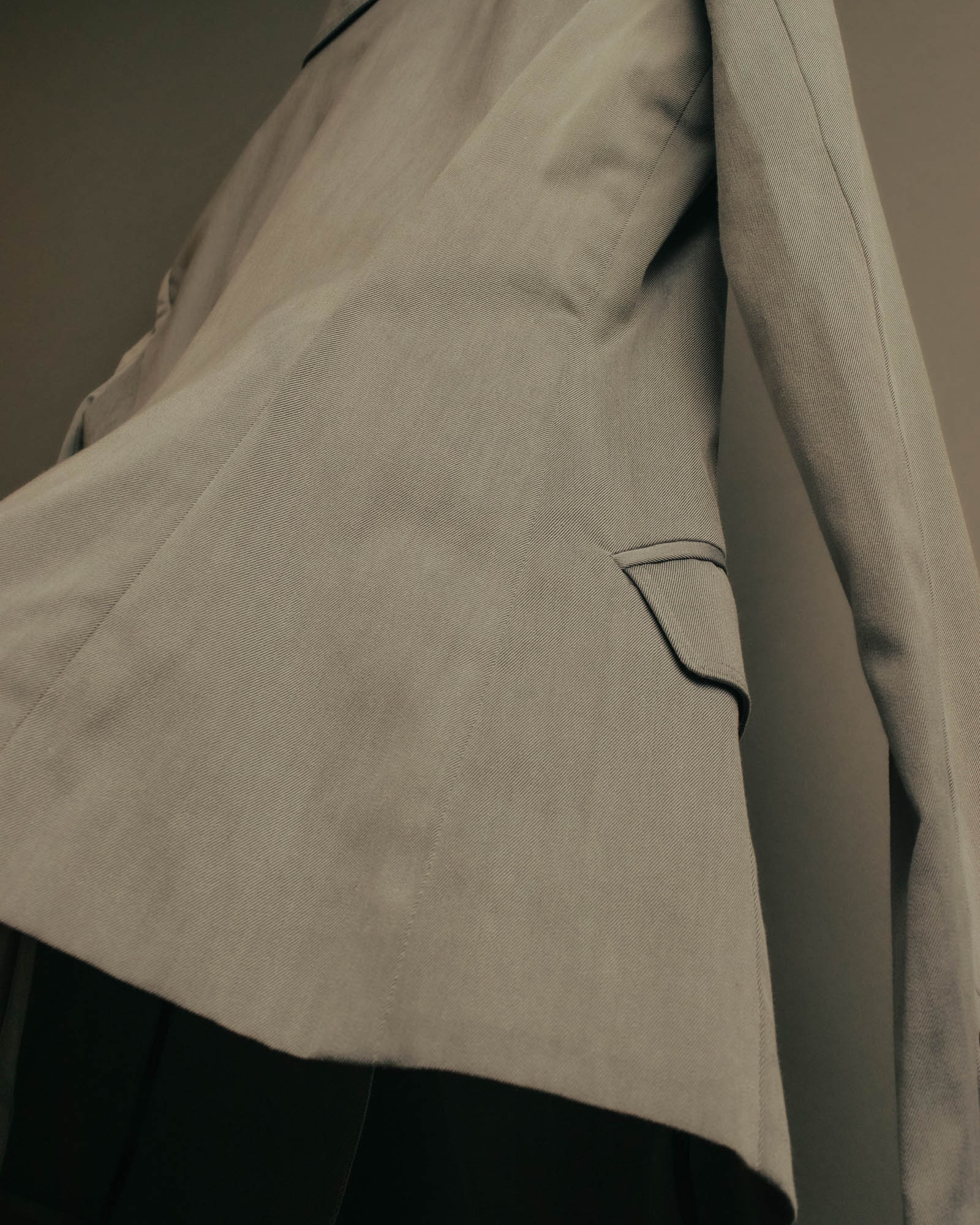 “BURBERRY LONDON” 2000’s Tailored light grey pants suit