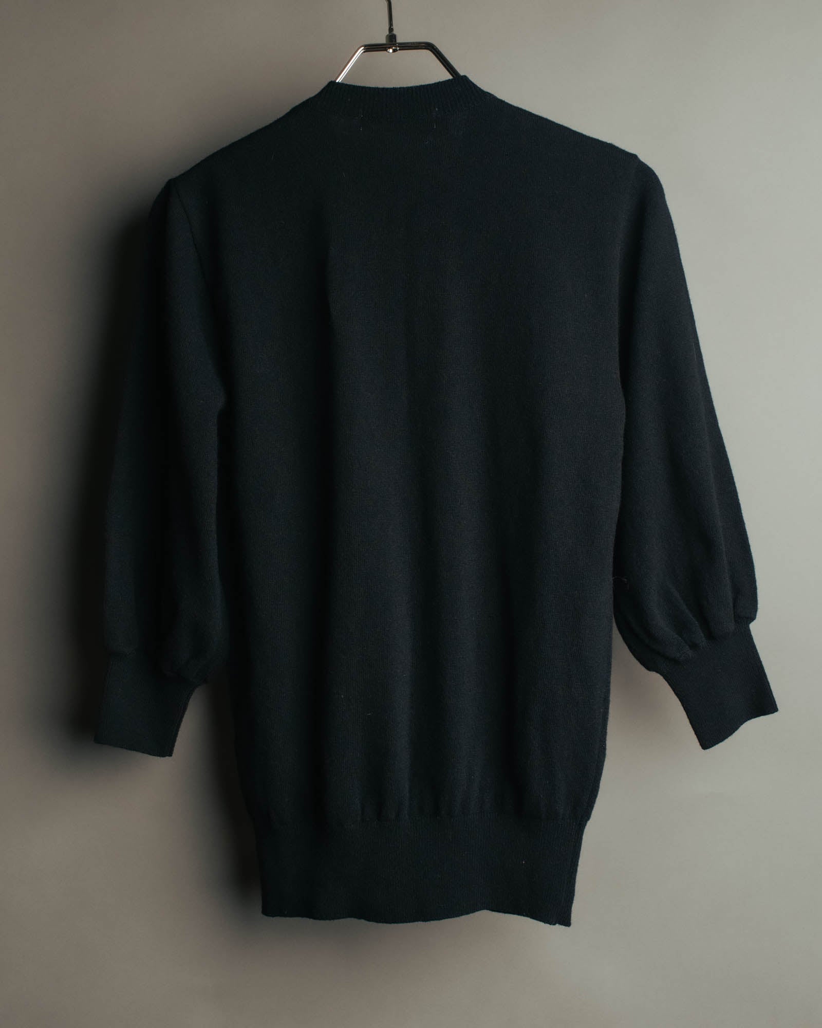“COMME des GARCONS” 90’s asymmetrical button wool knit cardigan