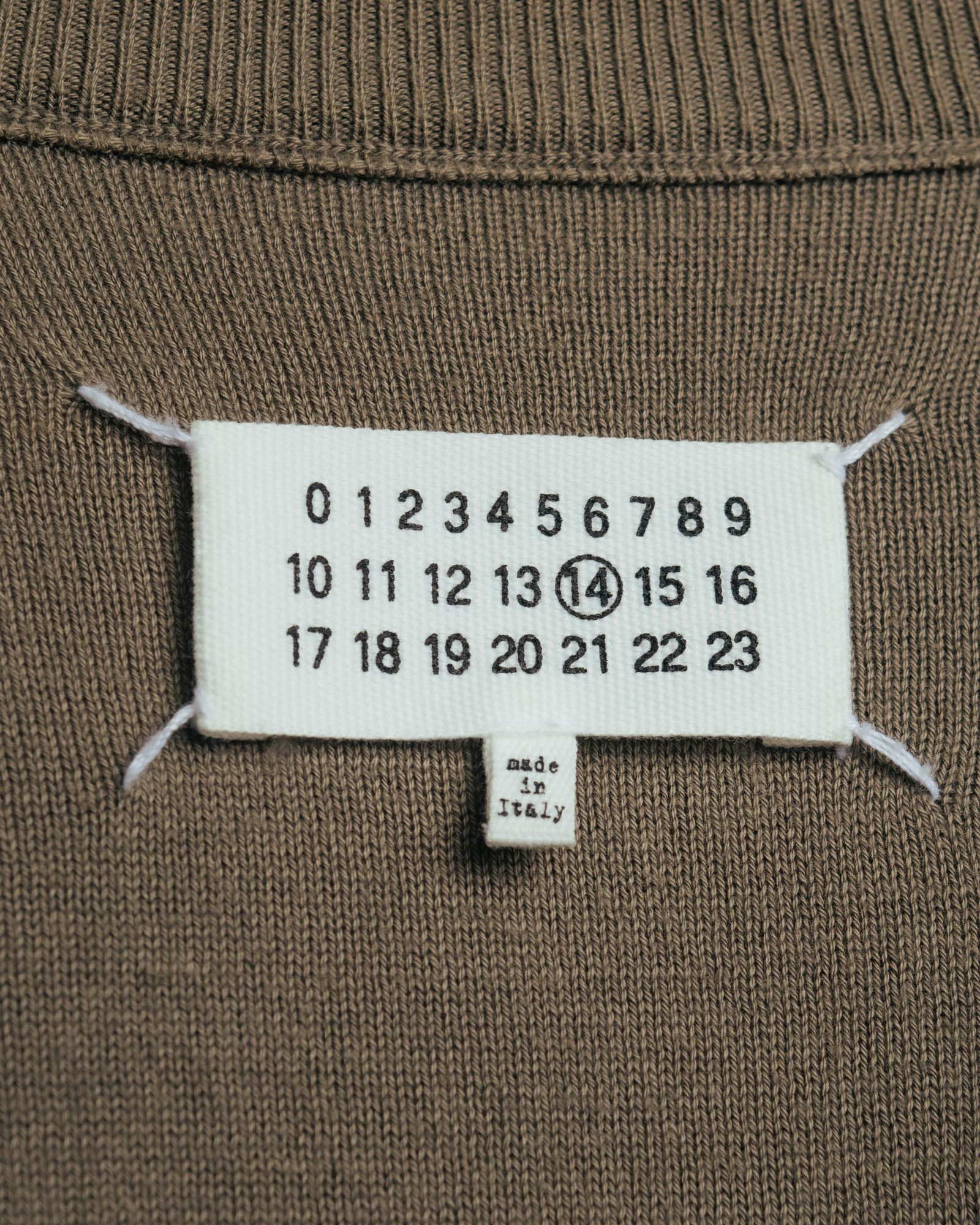 Maison Margiela (メゾン マルジェラ) - エルボーパッチ Vネック