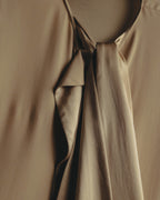 "Chloé" 10's Soft silk bow-tie blouse