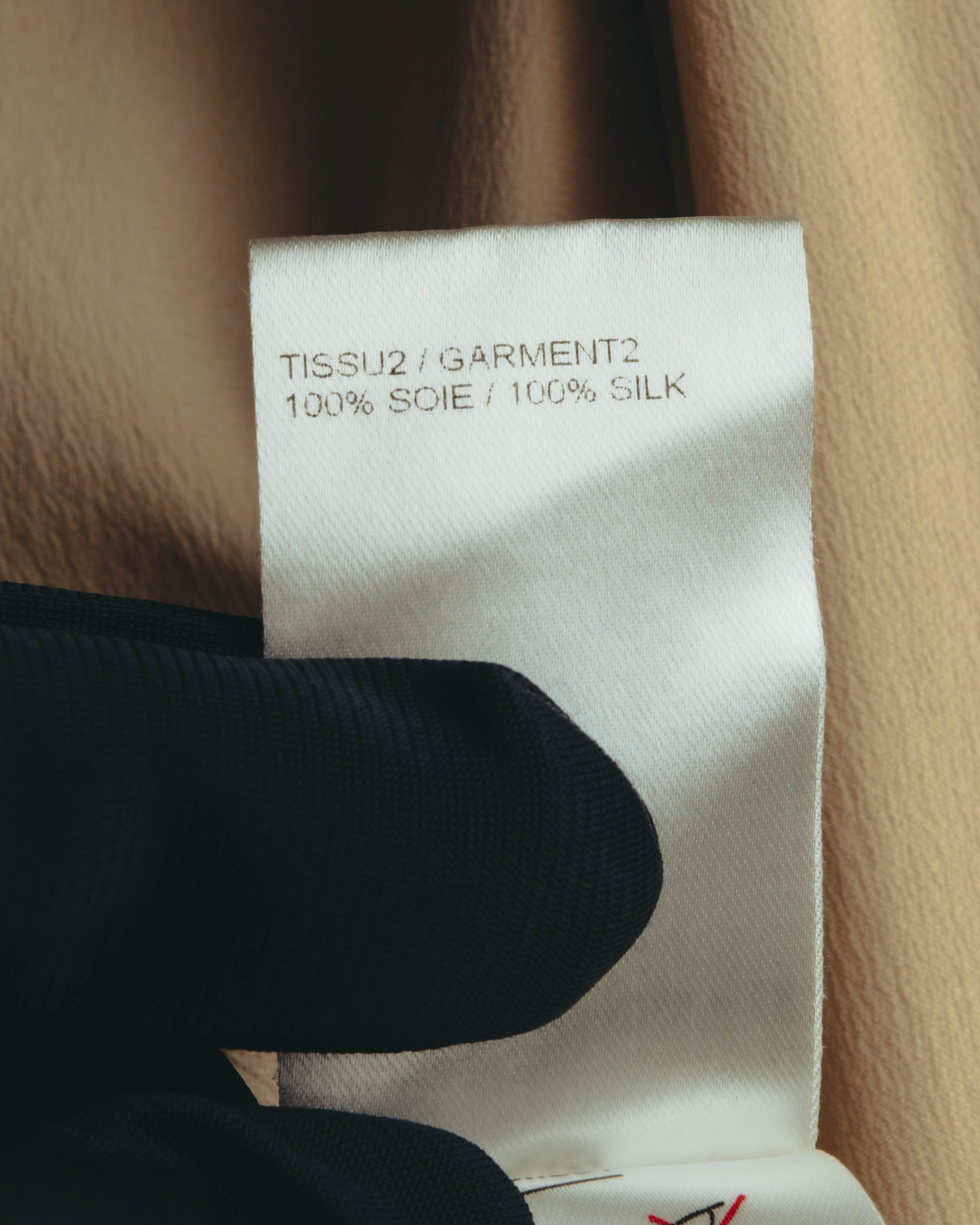 "Chloé" 10's Soft silk bow-tie blouse