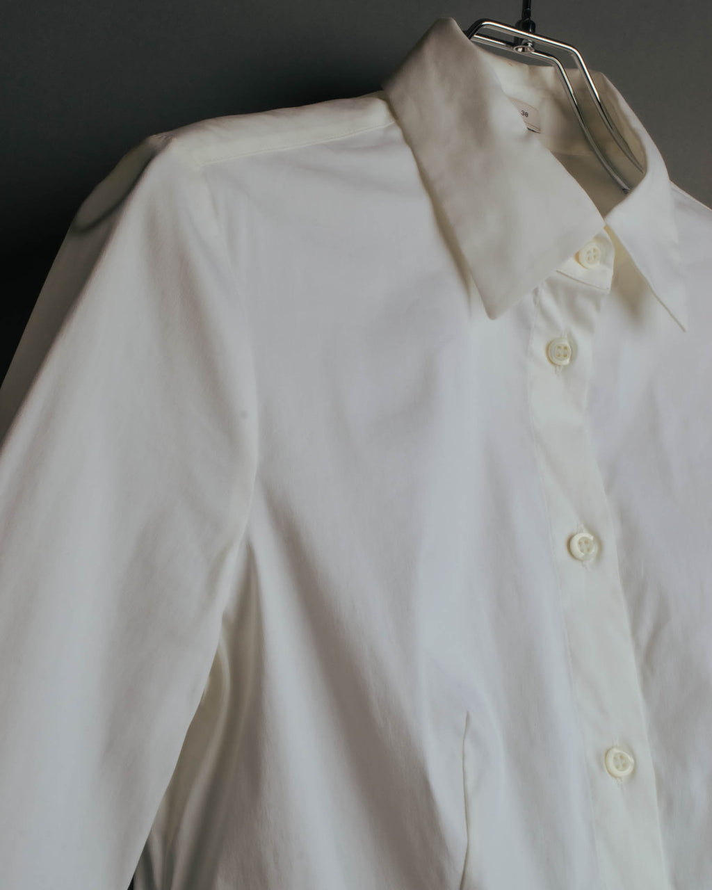 "PRADA" 2010's Tailored white cotton darted shirt