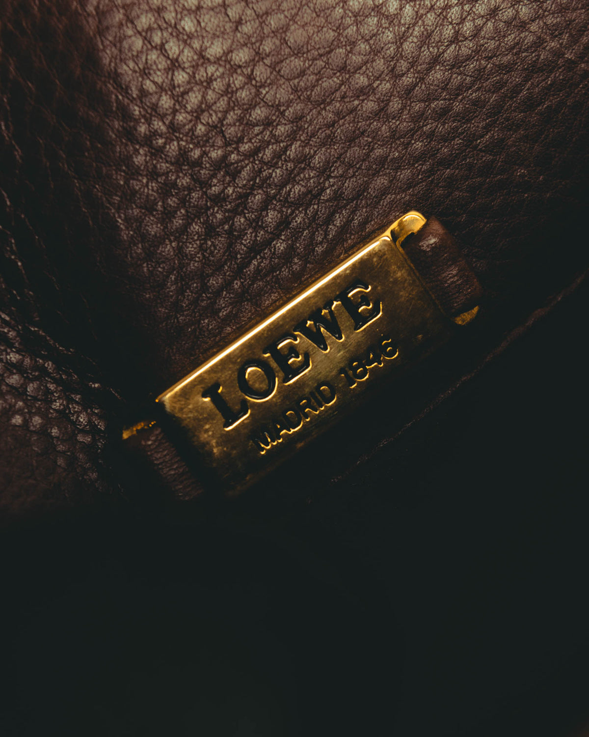 "LOEWE" 80's-90's Sculptural crocodile effect shoulder bag