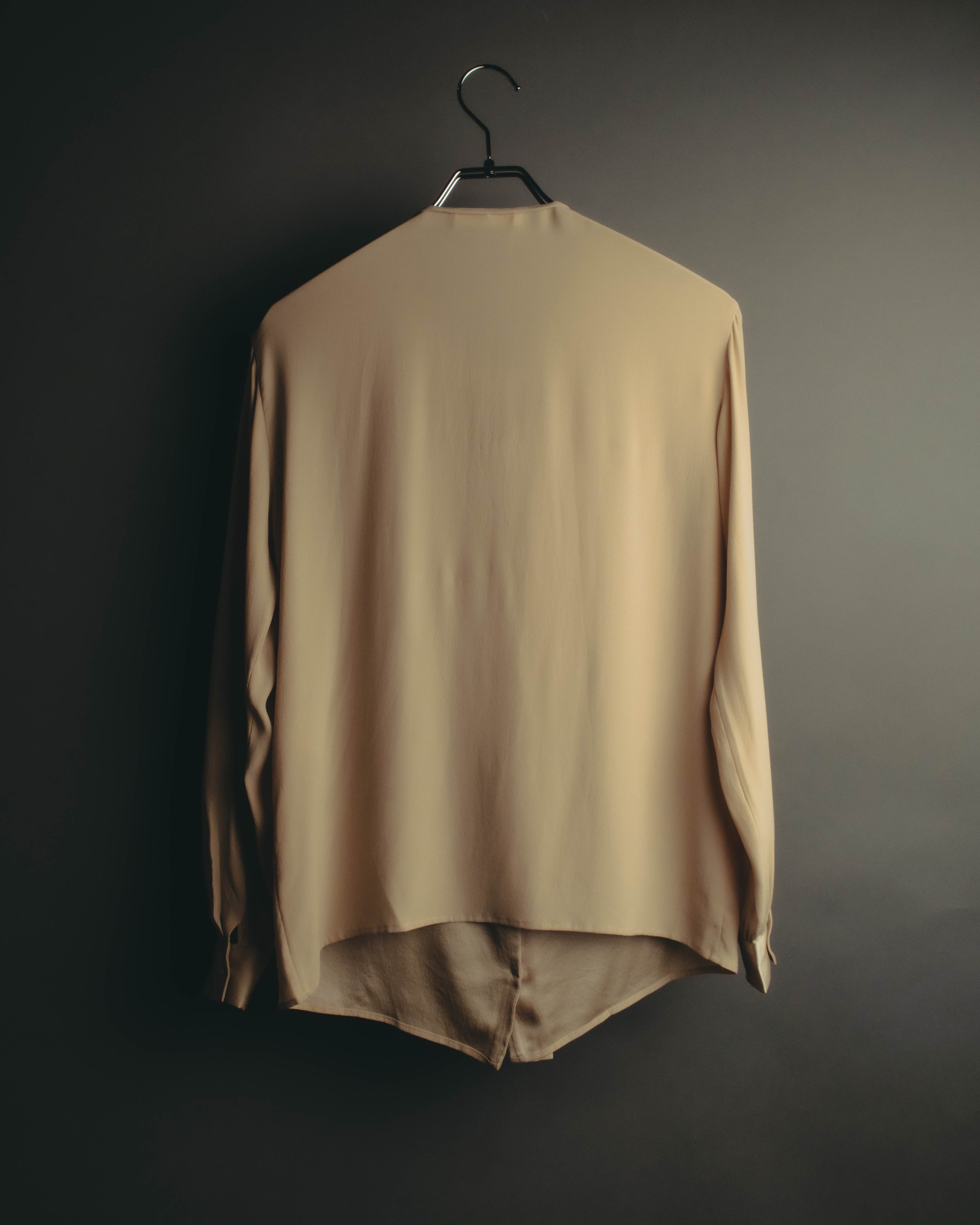 "Chloé" 10's Soft silk bow-tie blouse