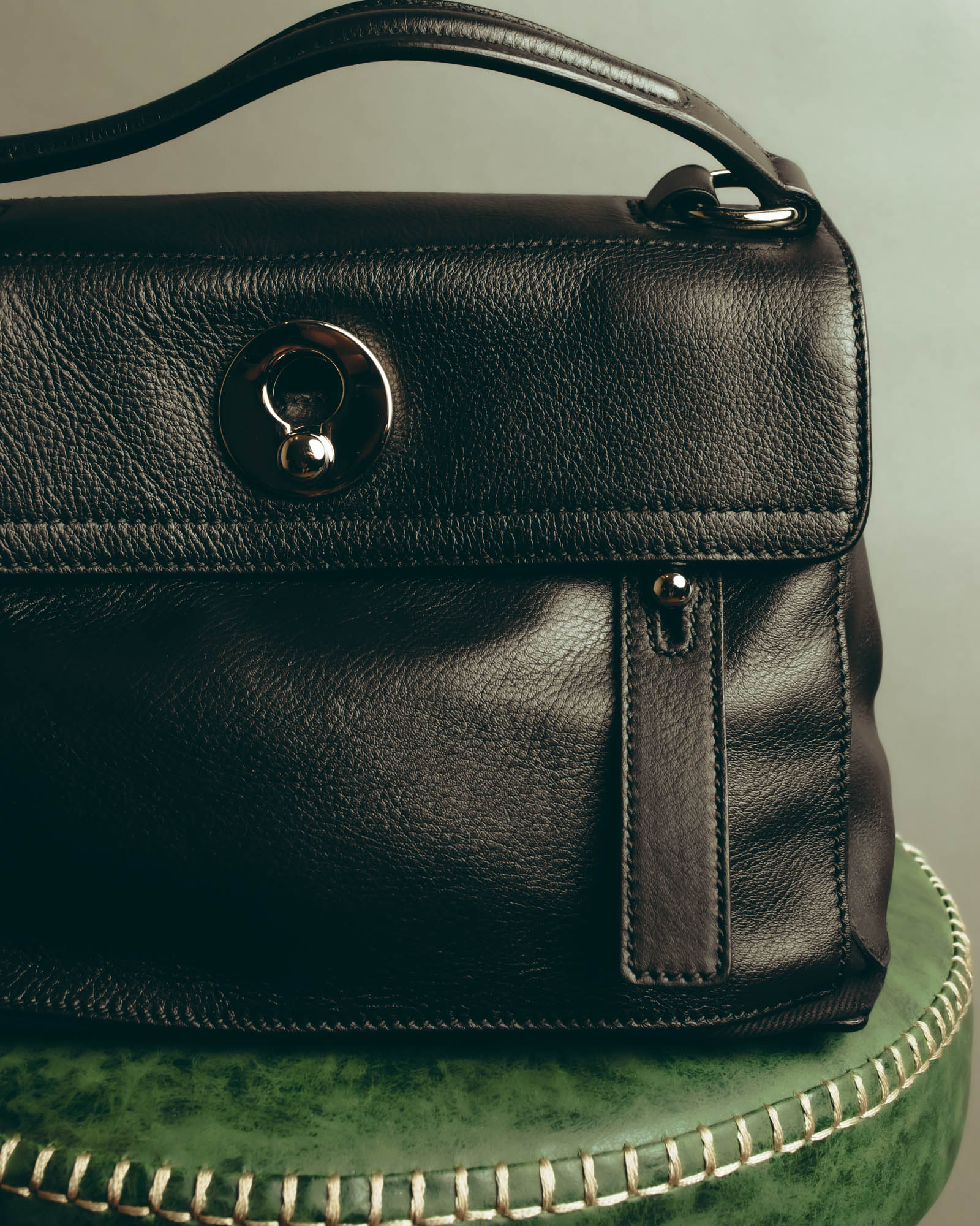 "Yves Saint Laurent" 00's-10's Structured pebbled leather top handle bag