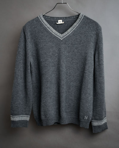 “HERMÈS” 2000’s-early 2010’s signature H v-neck knit
