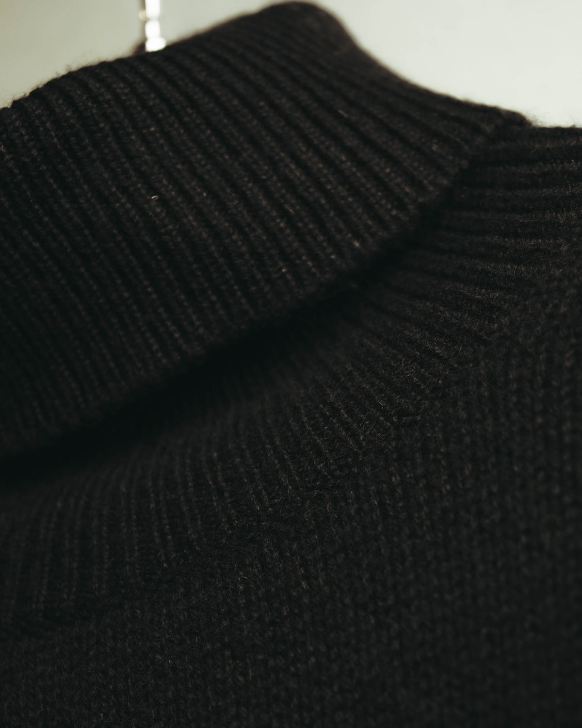 "GUCCI" 90's–00's Minimalist cashmere 100% turtleneck sweater