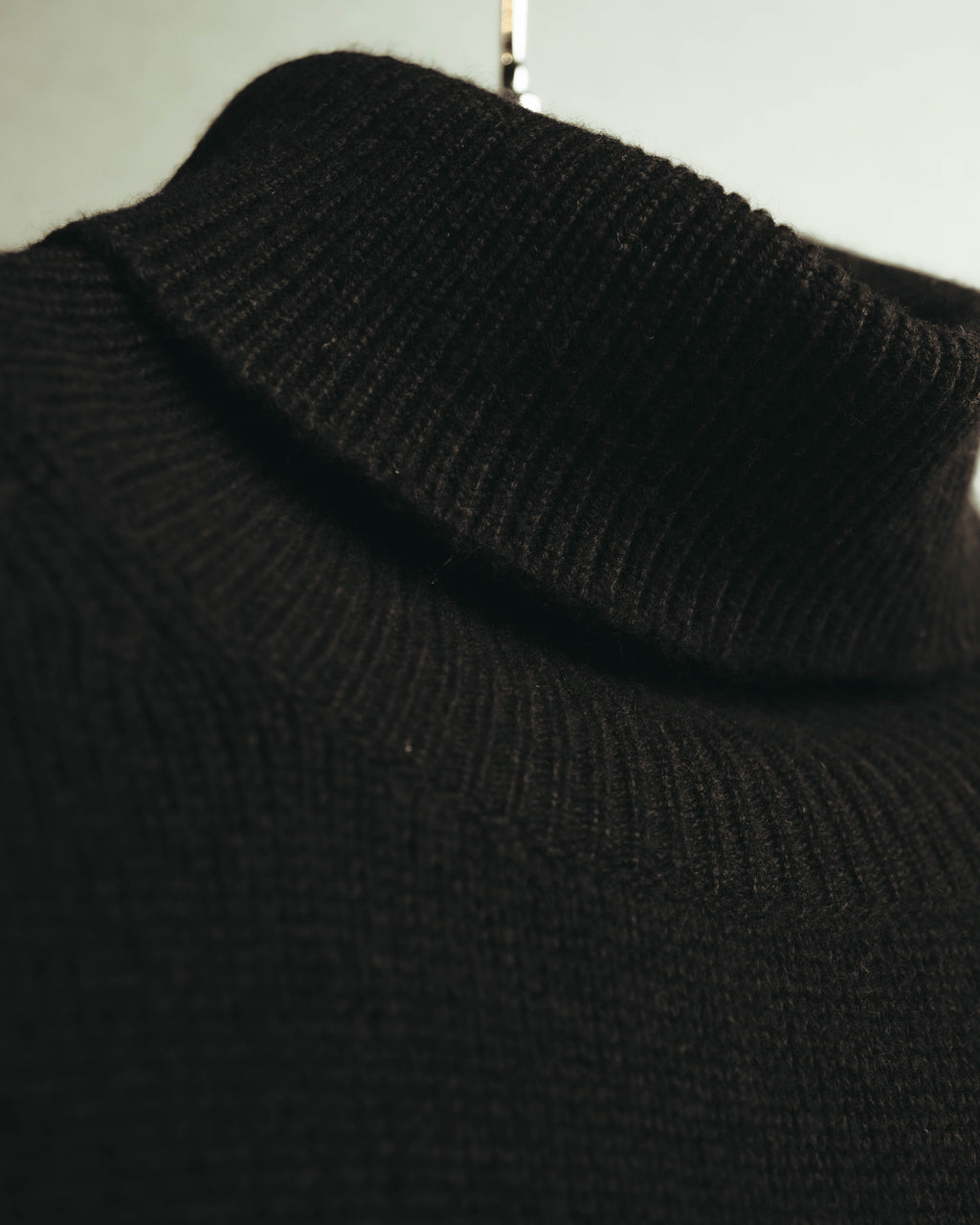 "GUCCI" 90's–00's Minimalist cashmere 100% turtleneck sweater