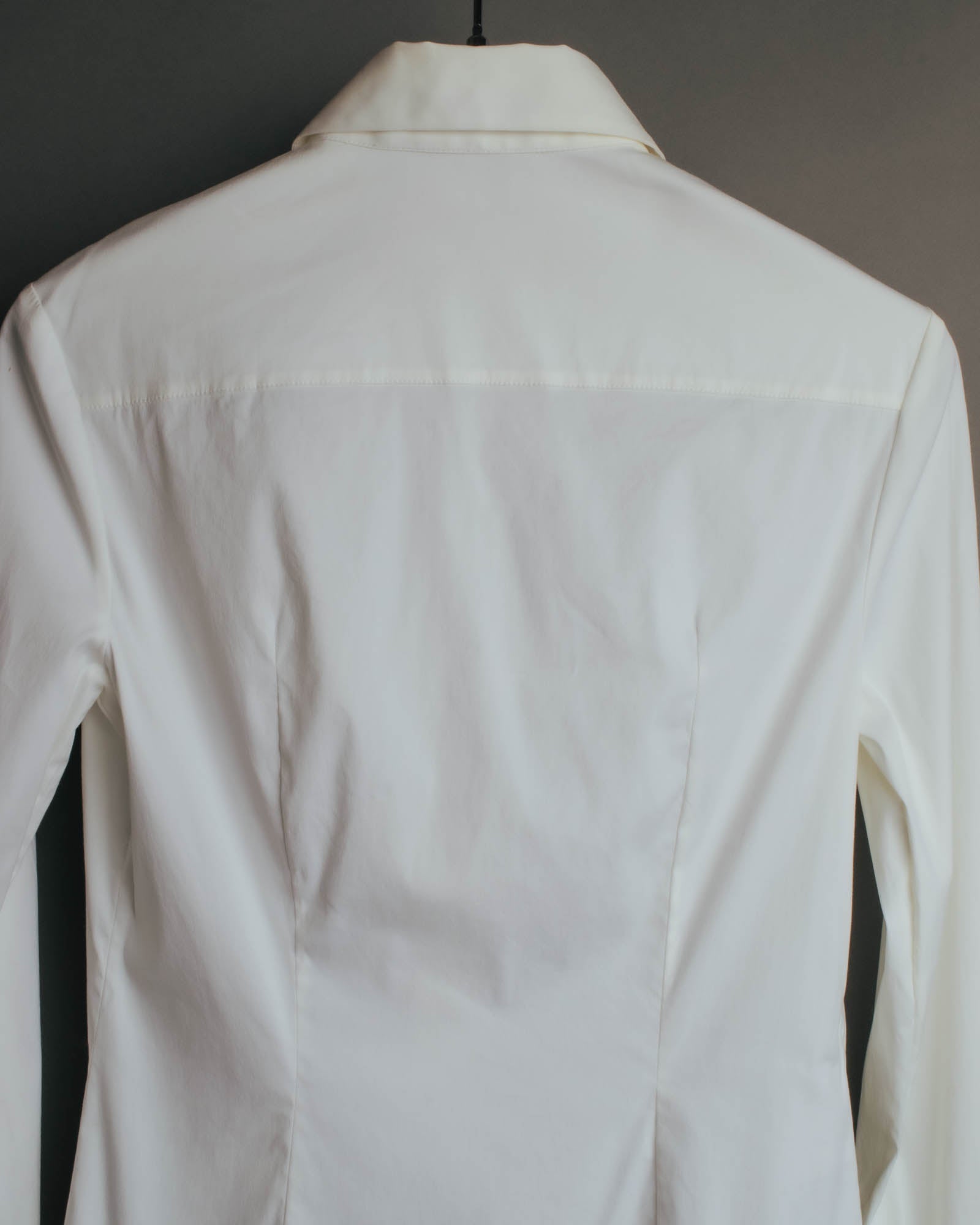 "PRADA" 2010's Tailored white cotton darted shirt