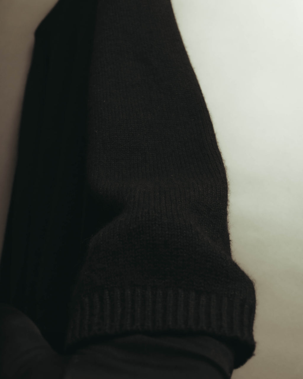 "GUCCI" 90's–00's Minimalist cashmere 100% turtleneck sweater
