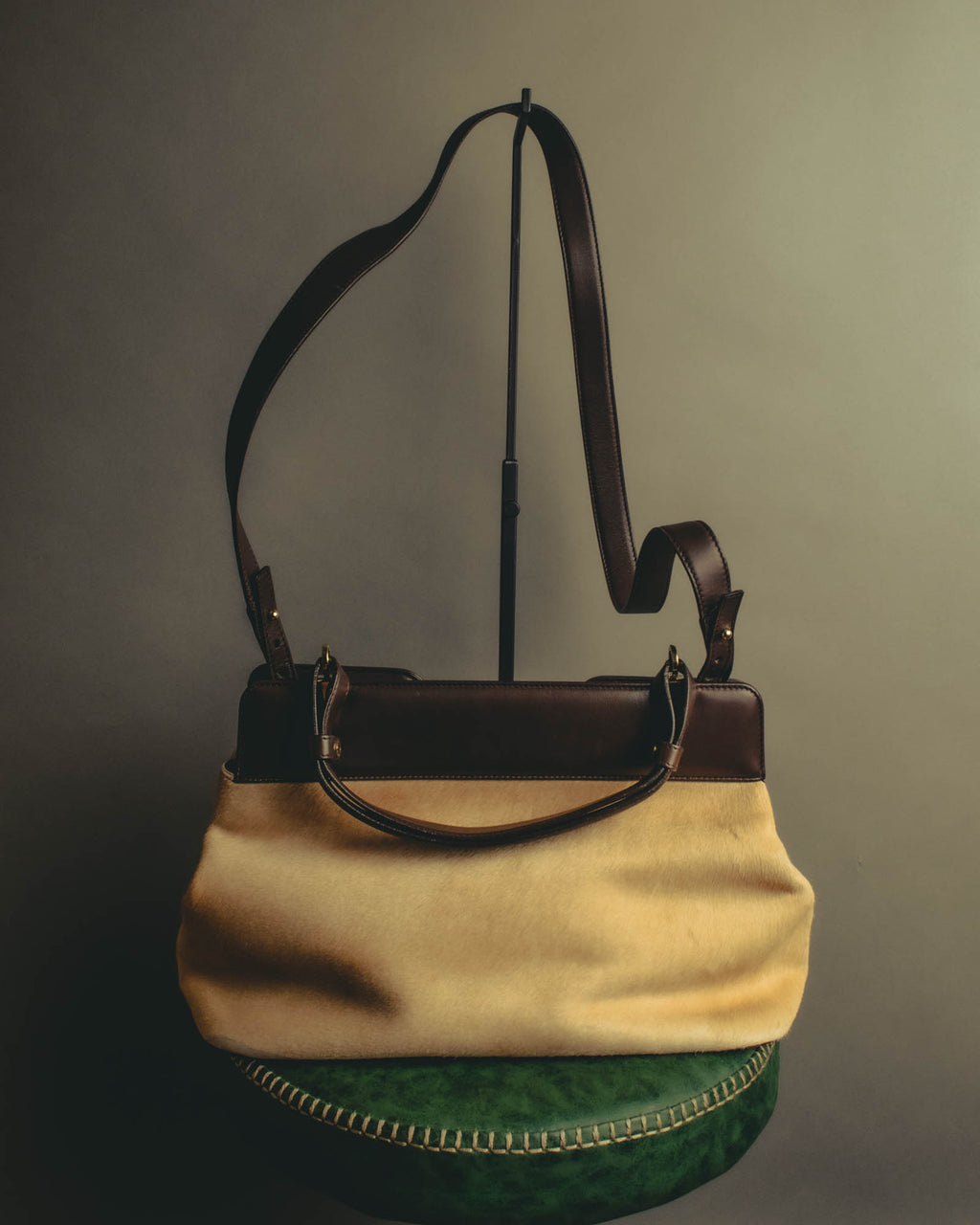 "BVLGARI" 10's Sculptural hair on two way handbag