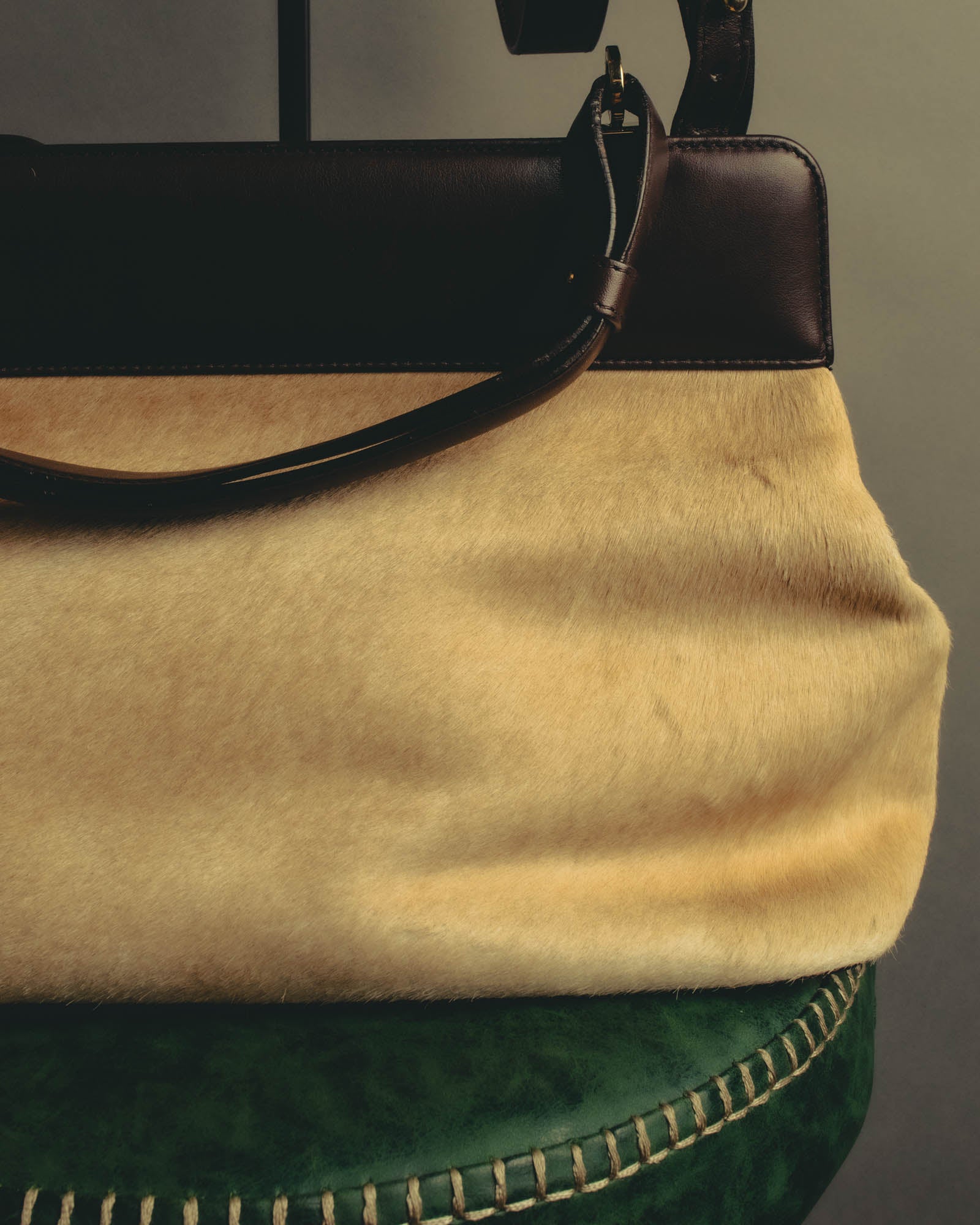 "BVLGARI" 10's Sculptural hair on two way handbag